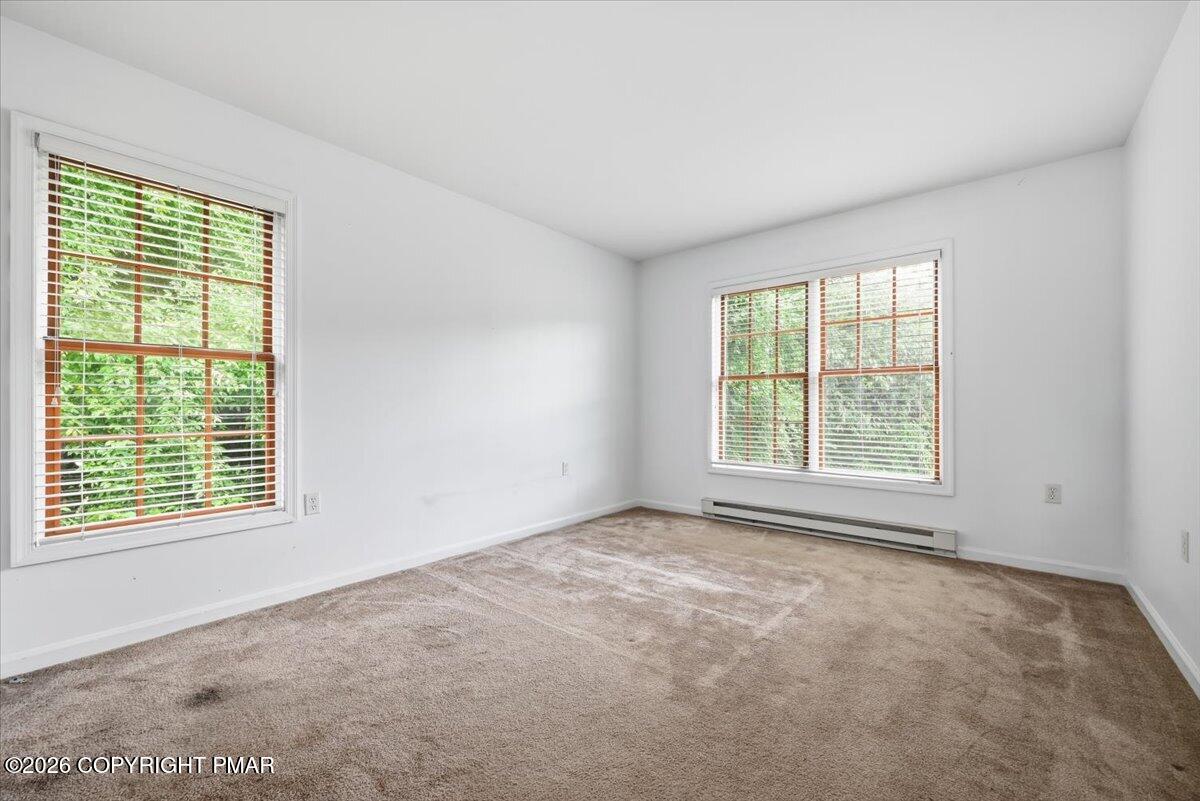 86 Northpark Drive E Property Photo 40