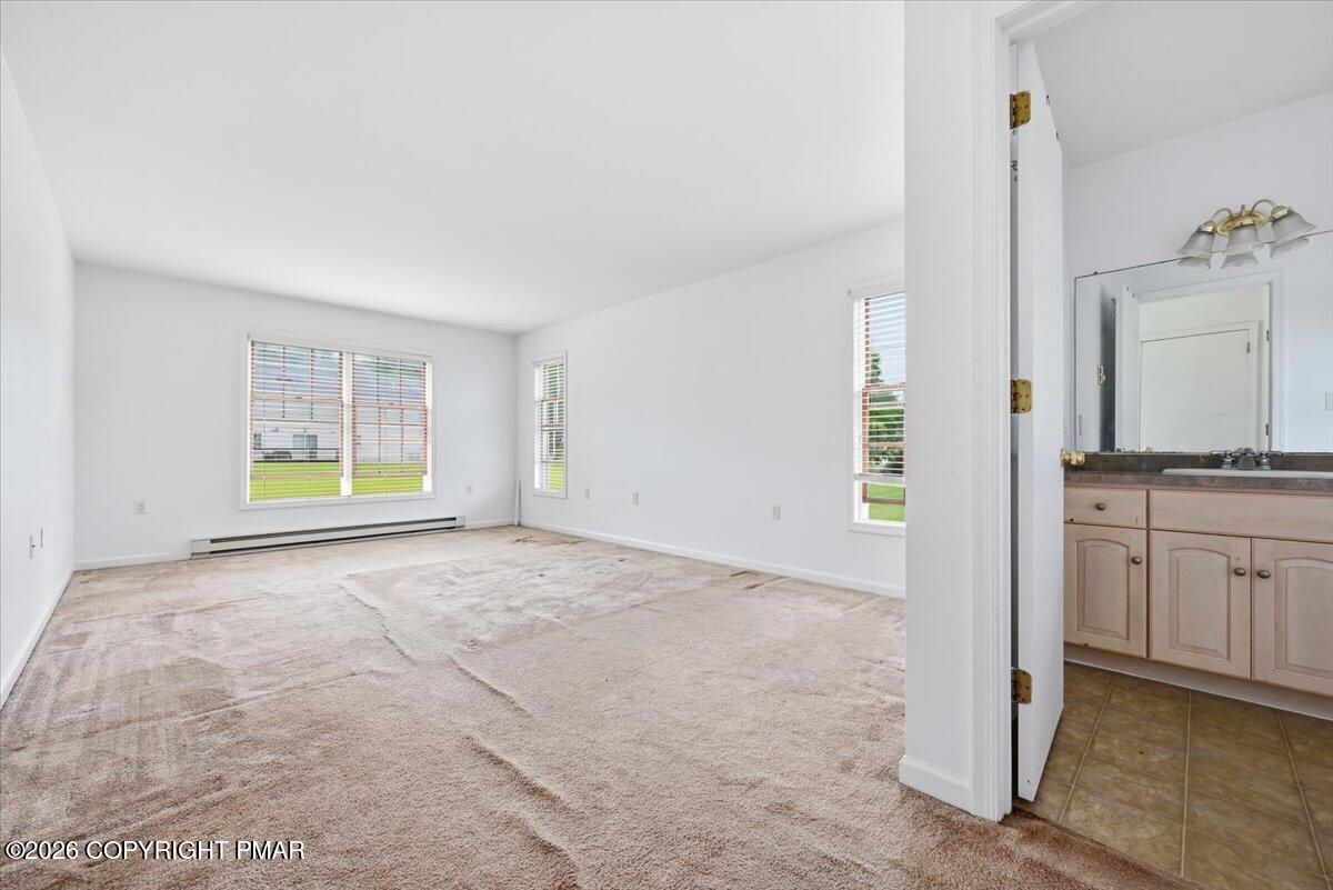 86 Northpark Drive E Property Photo 45