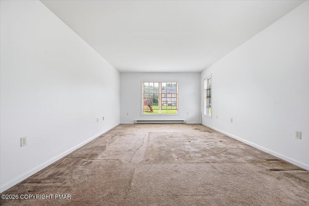 86 Northpark Drive E Property Photo 48