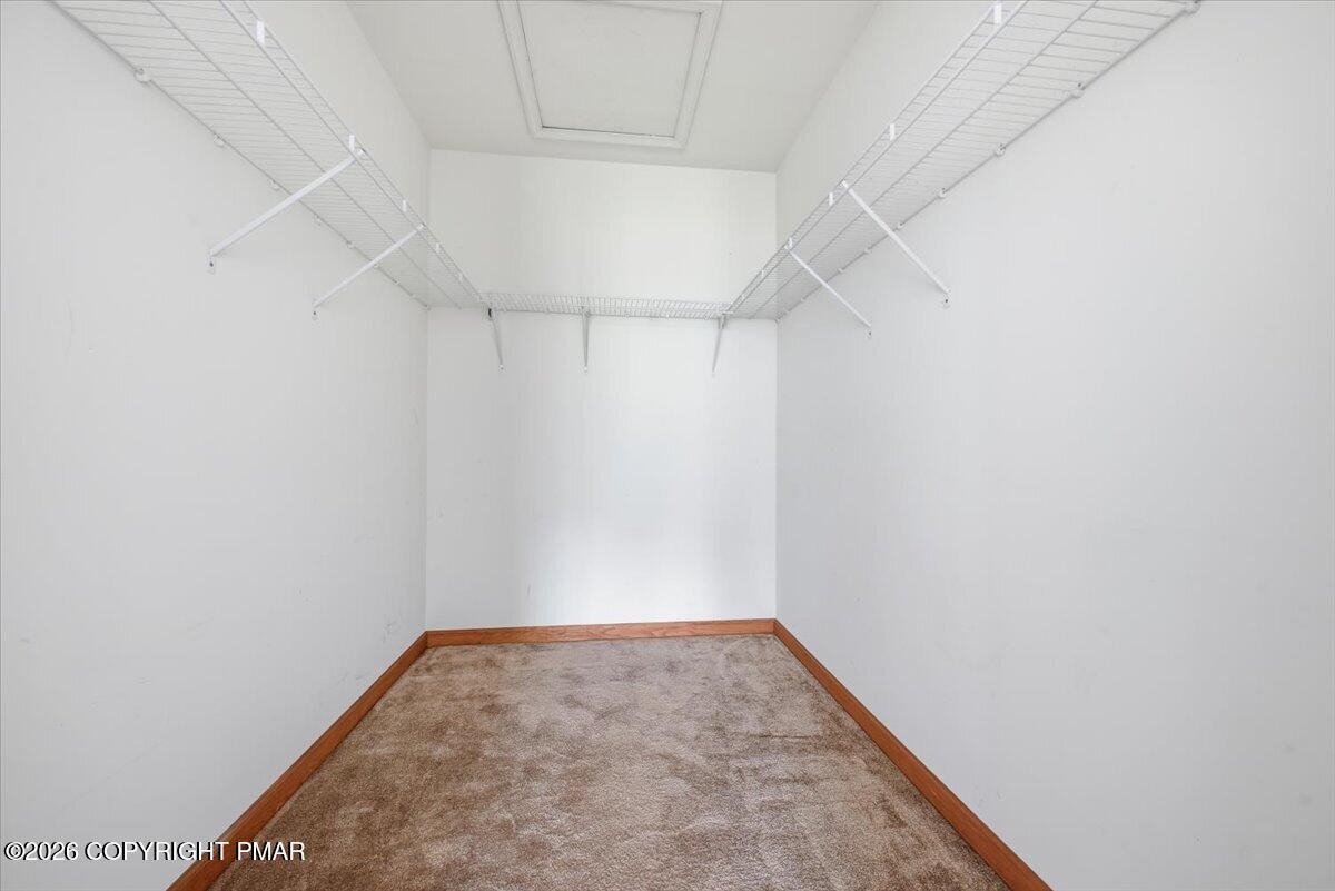 86 Northpark Drive E Property Photo 51