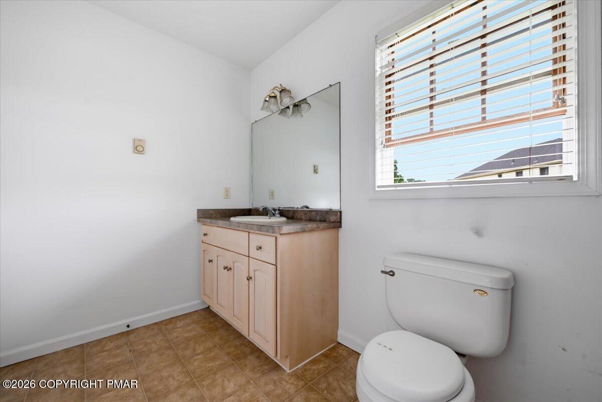 86 Northpark Drive E Property Photo 54