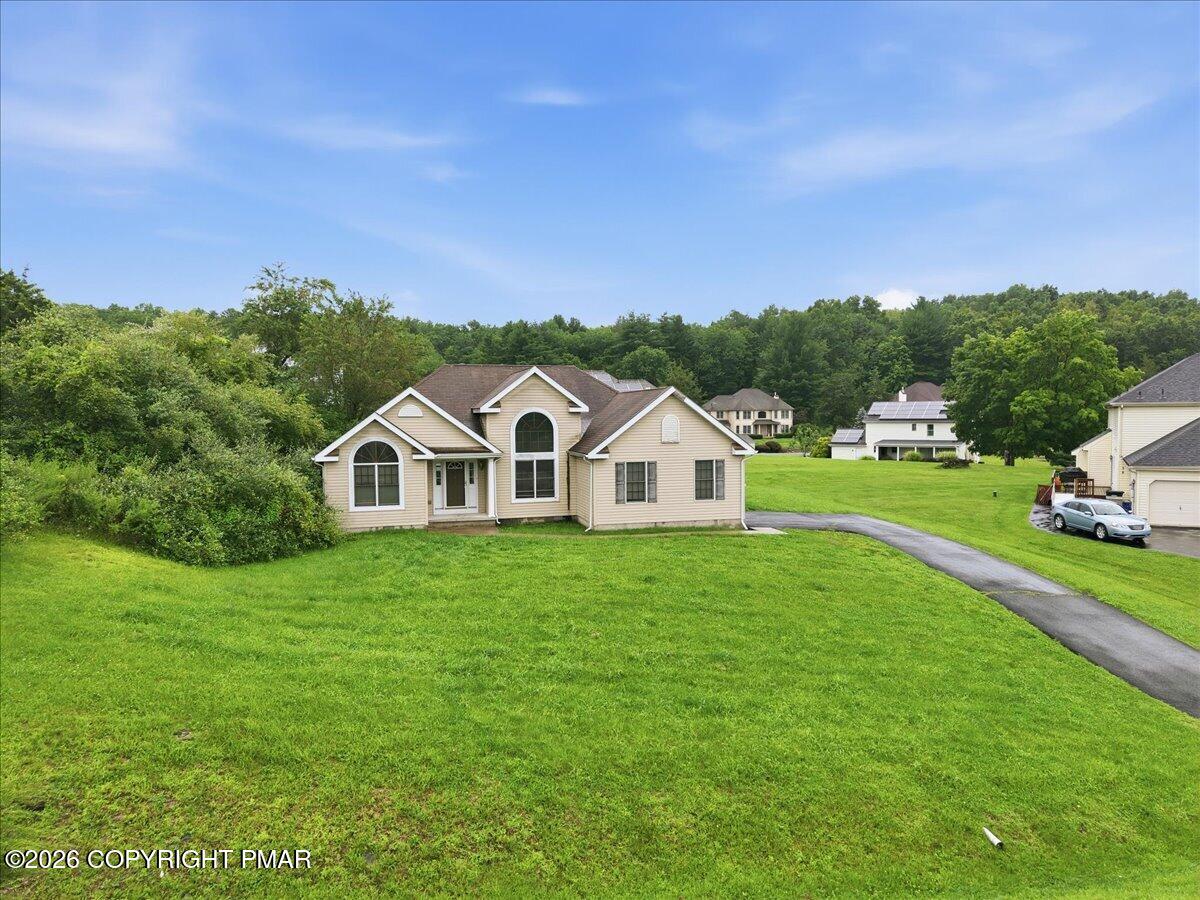 86 Northpark Drive E Property Photo 62