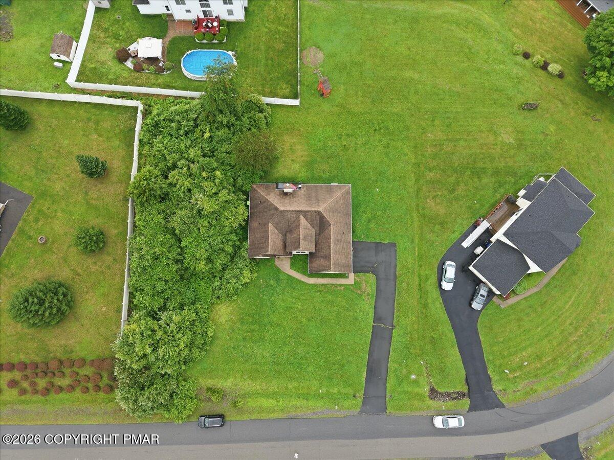86 Northpark Drive E Property Photo 64