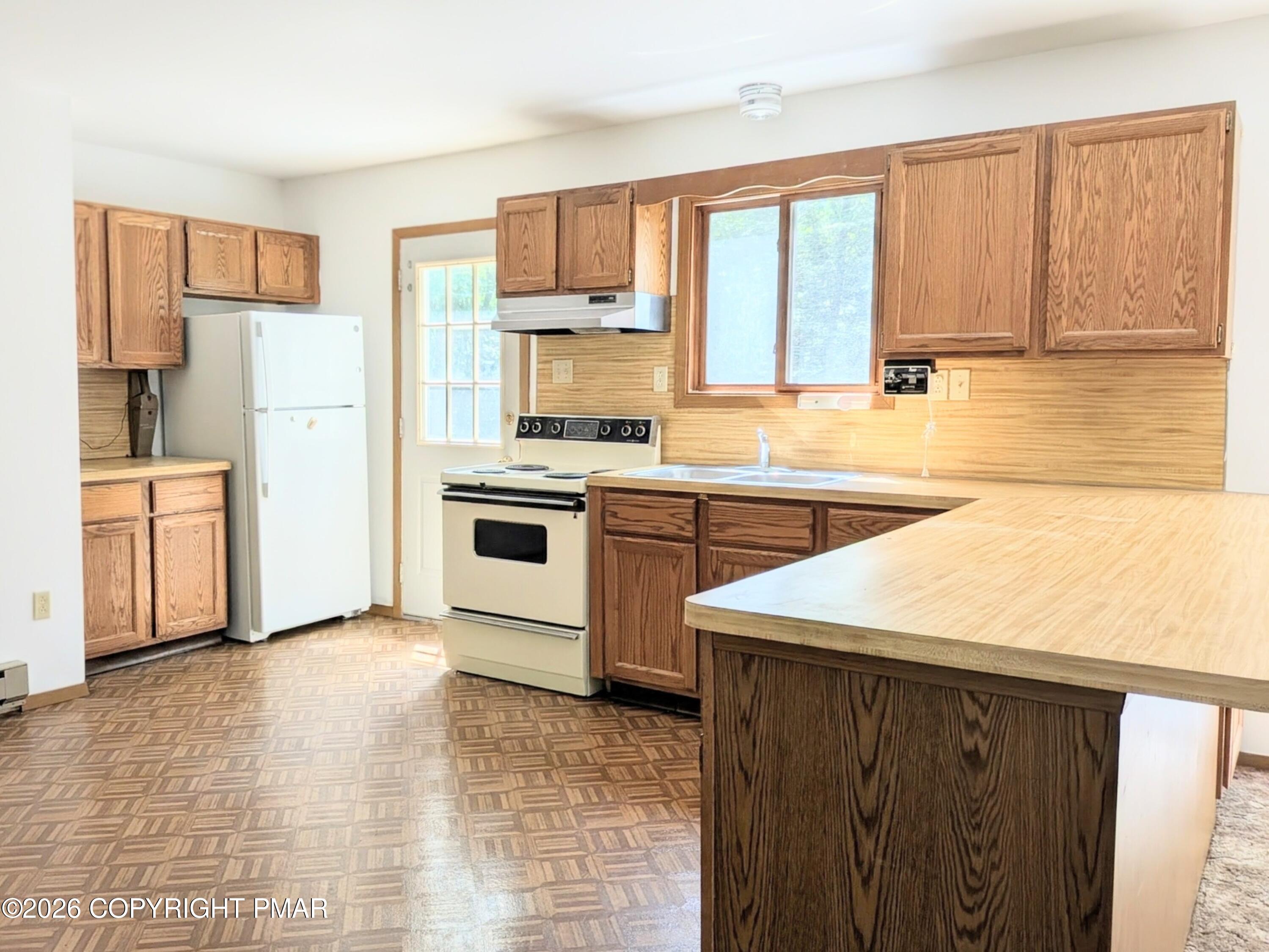 292 Cold Spring Drive Property Photo 6