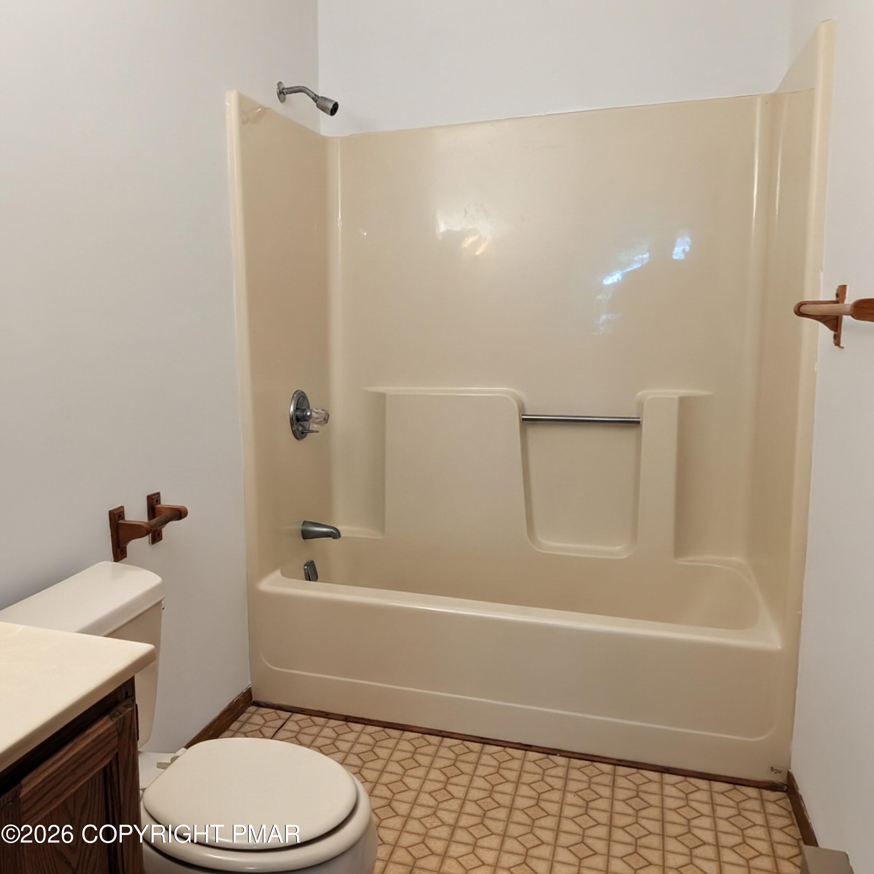 292 Cold Spring Drive Property Photo 16
