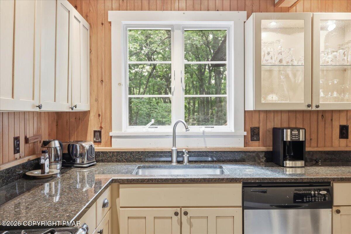 214 Goldenrod Lane Property Photo 18