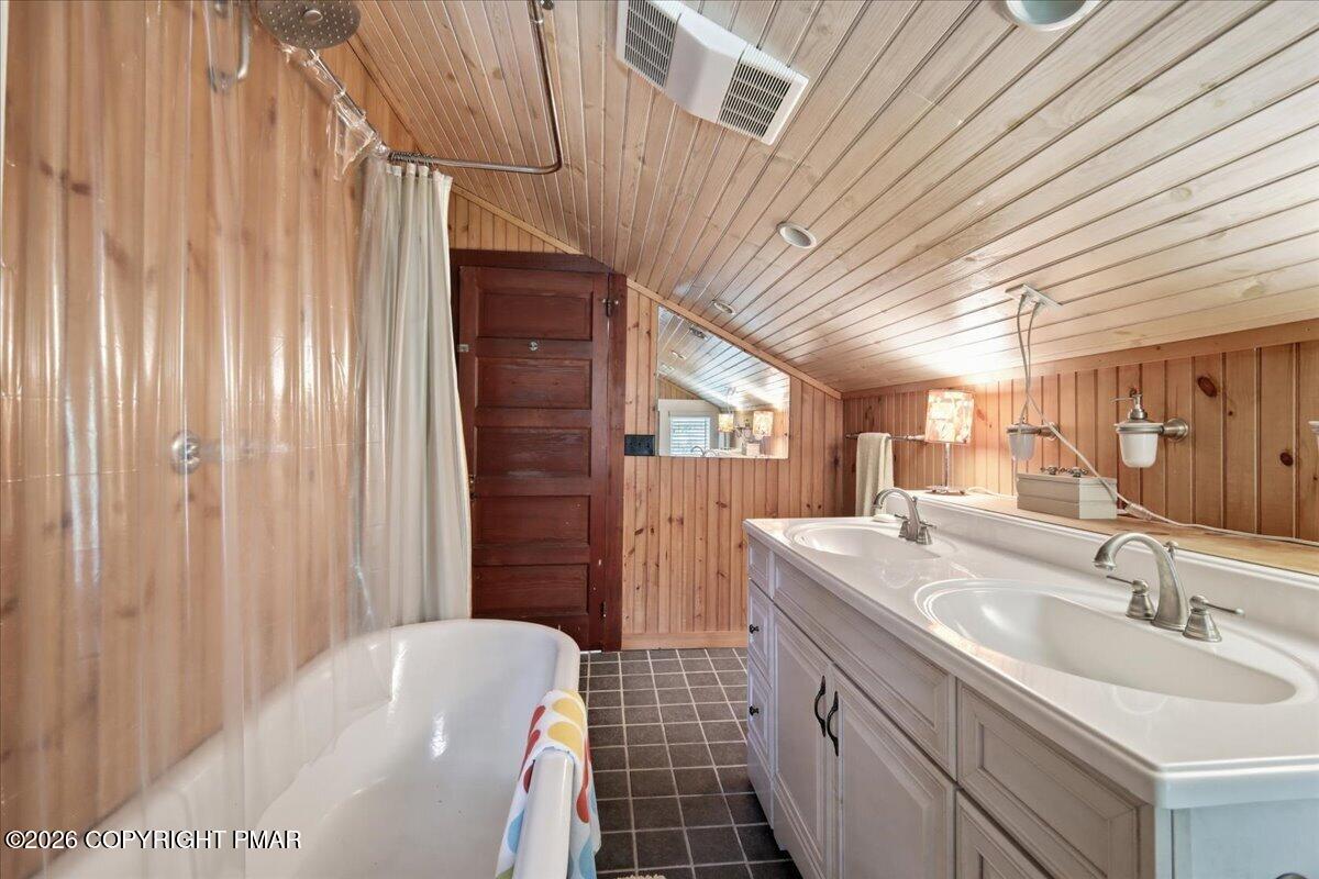 214 Goldenrod Lane Property Photo 48