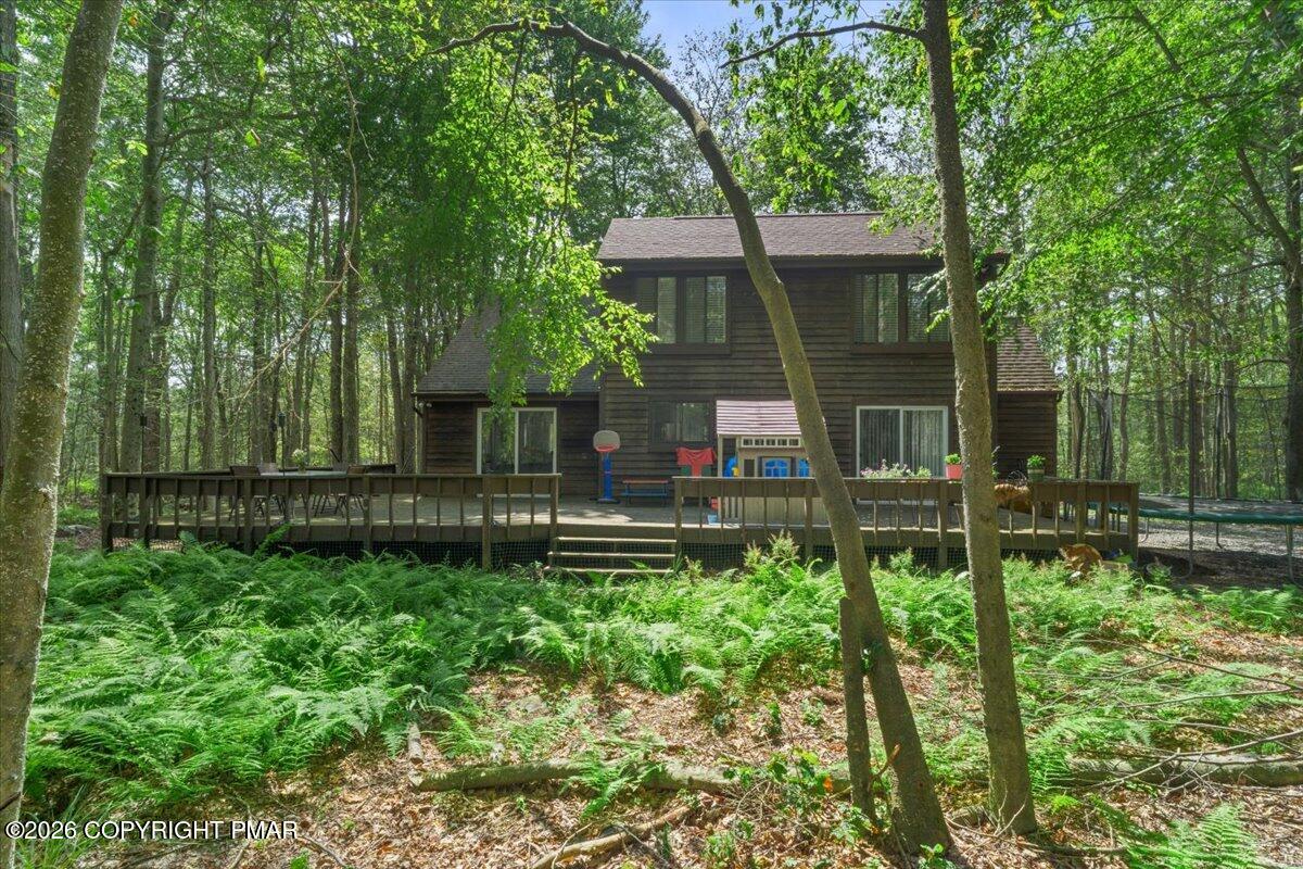 5211 Pioneer Trail Property Photo 3