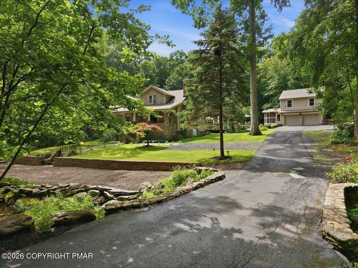 378 Babbling Brook Road Property Photo 5