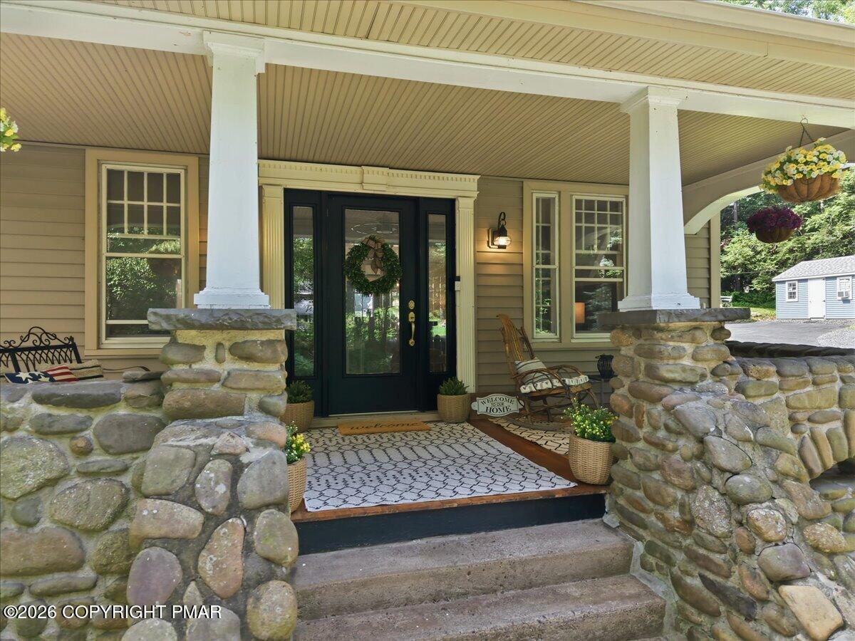 378 Babbling Brook Road Property Photo 9