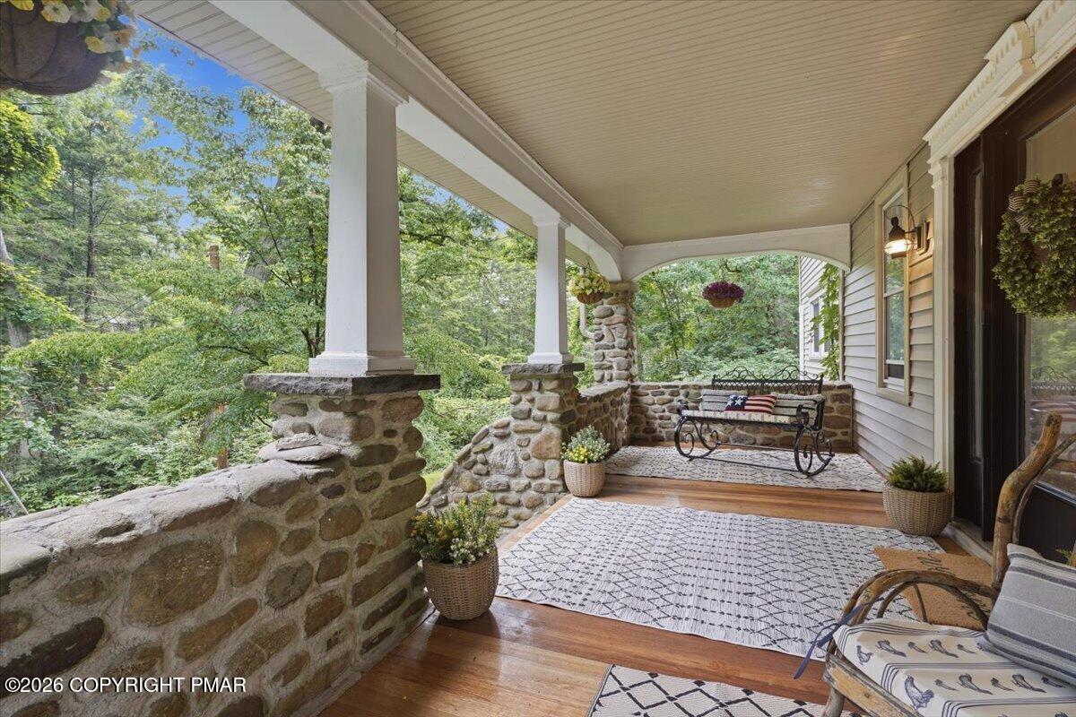 378 Babbling Brook Road Property Photo 10