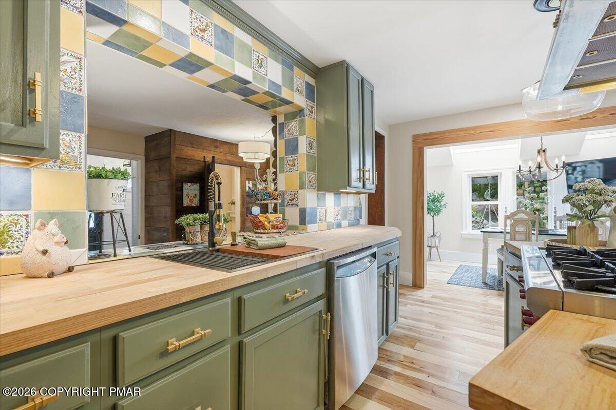 378 Babbling Brook Road Property Photo 33