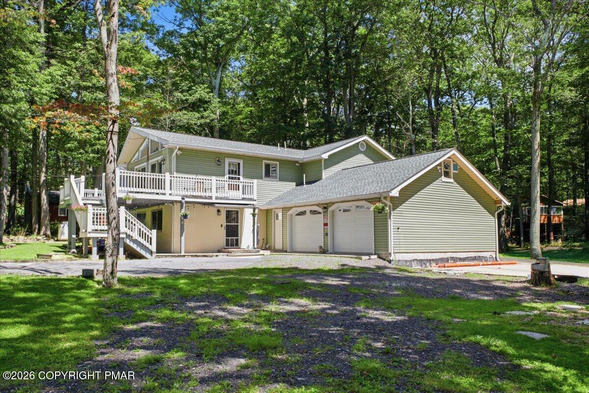 1055 Hunter Drive Property Photo 4