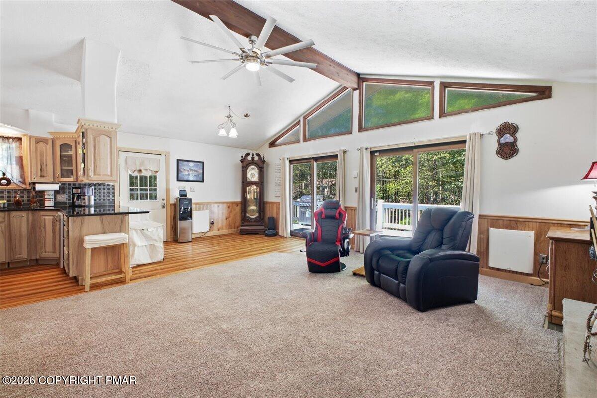 1055 Hunter Drive Property Photo 22