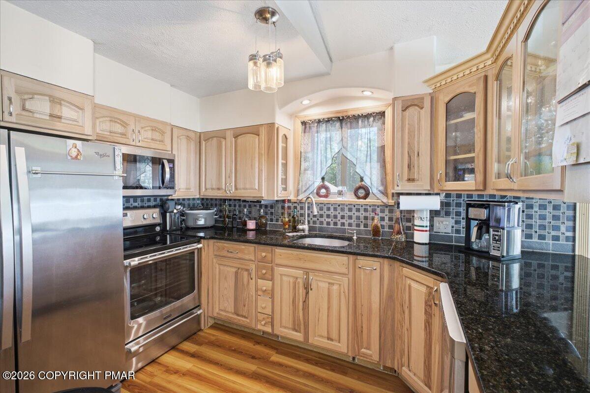 1055 Hunter Drive Property Photo 25