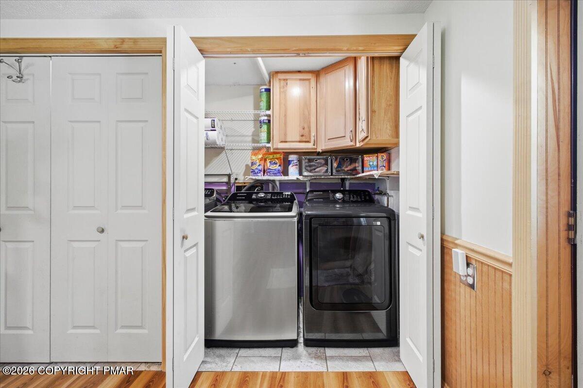 1055 Hunter Drive Property Photo 46