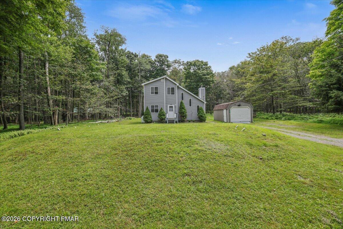 1065 Breezewood Drive Property Photo 2