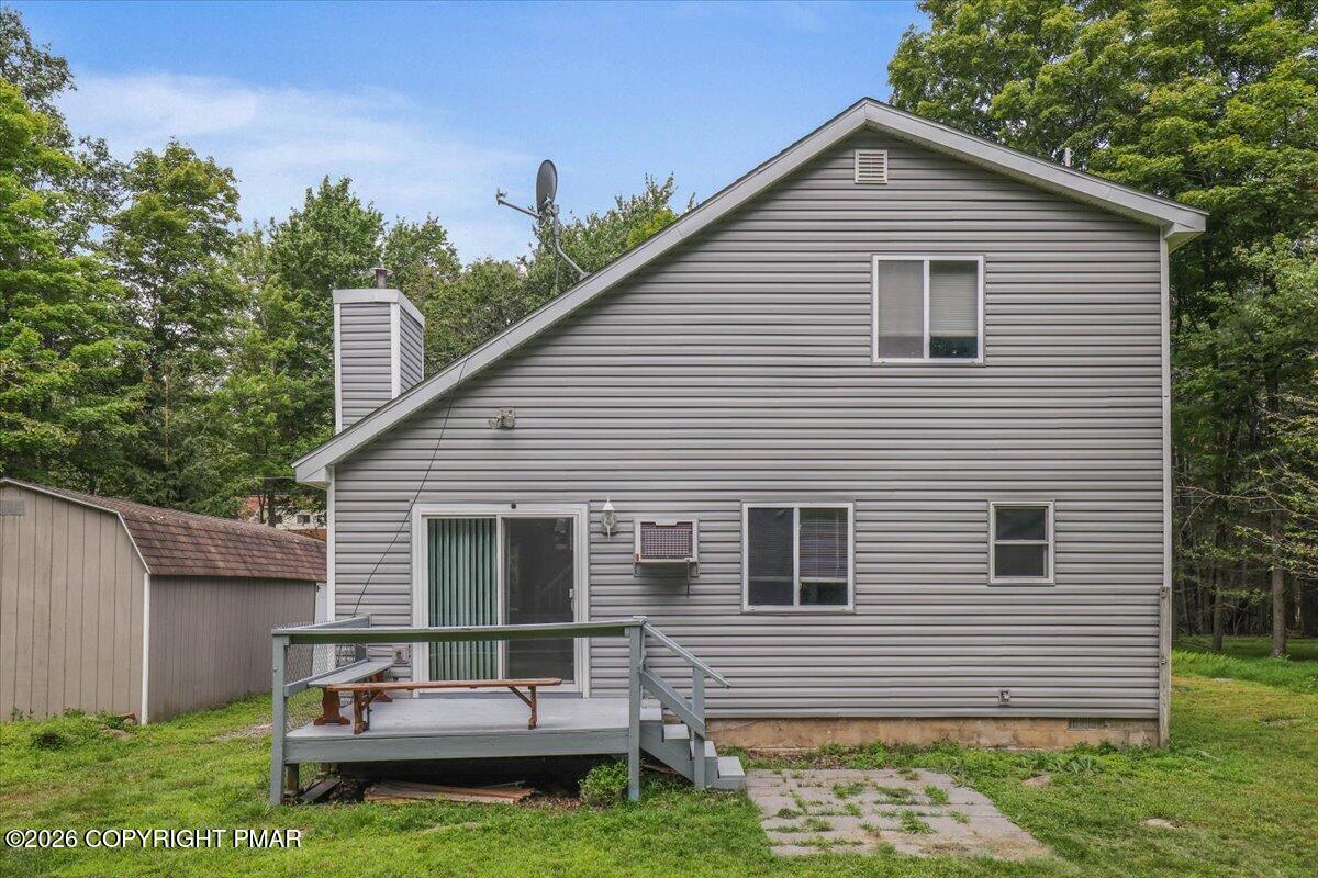 1065 Breezewood Drive Property Photo 7