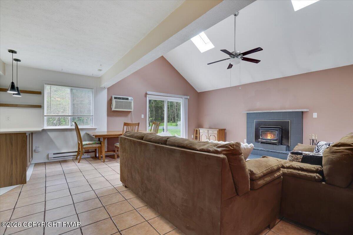 1065 Breezewood Drive Property Photo 12