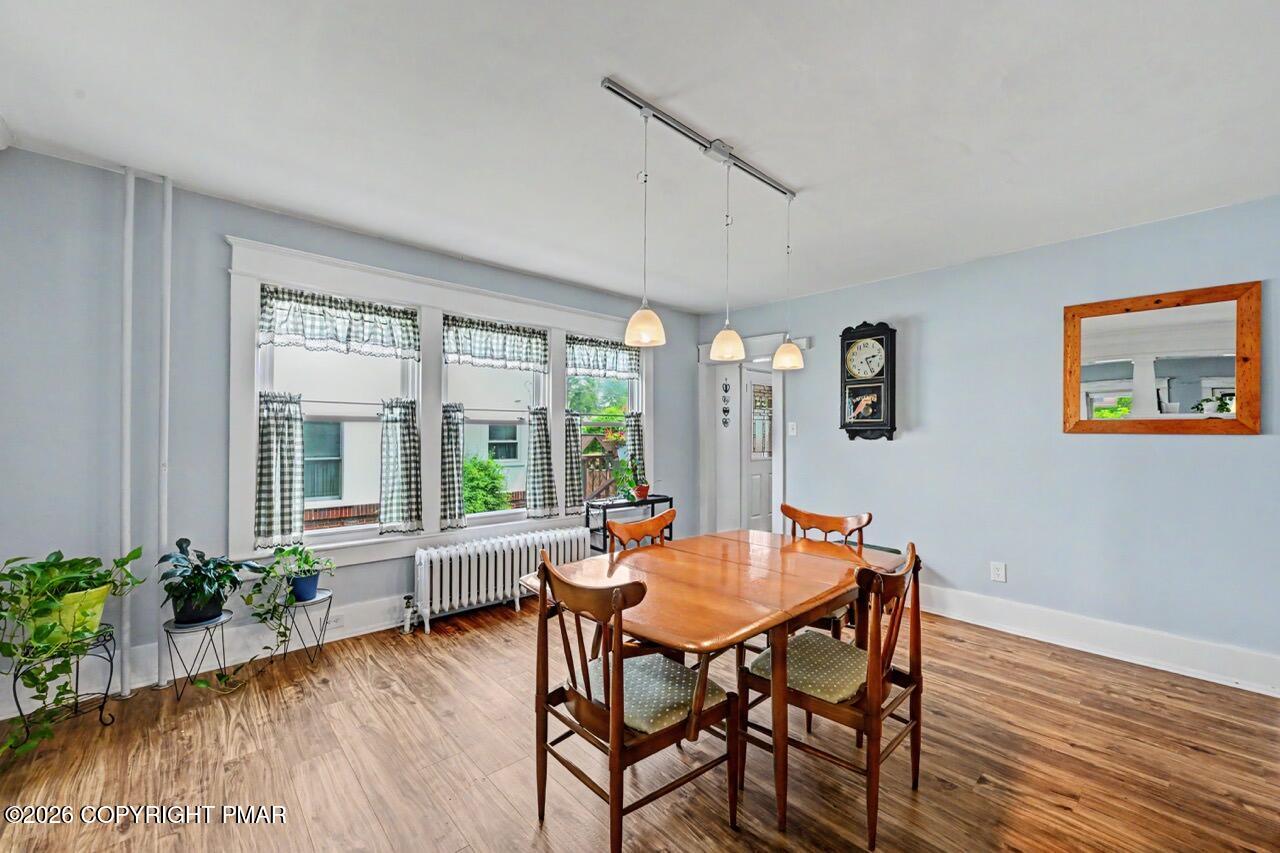 1747 W Union Boulevard Property Photo 25