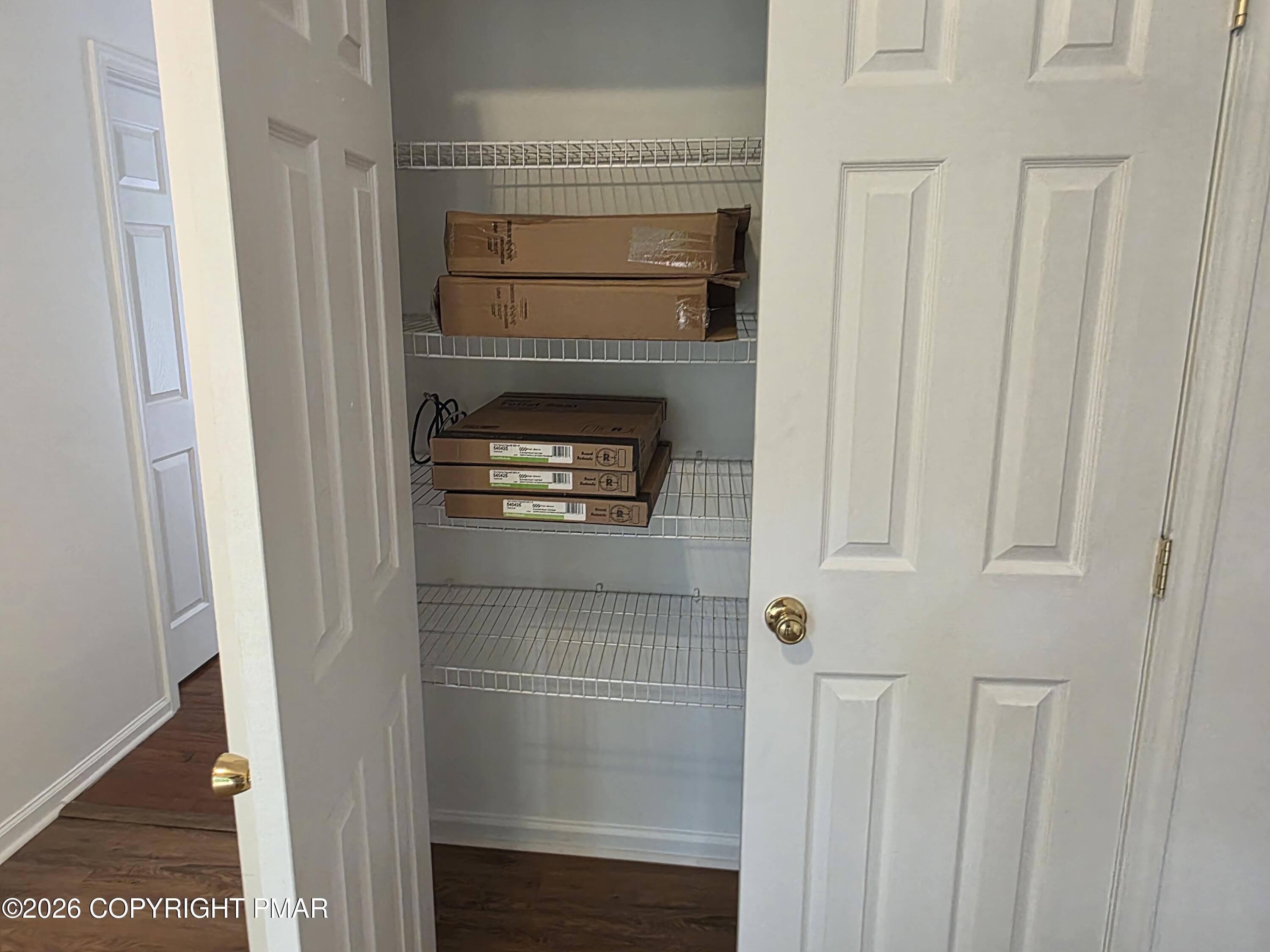 1027 Dorset Drive Property Photo 6