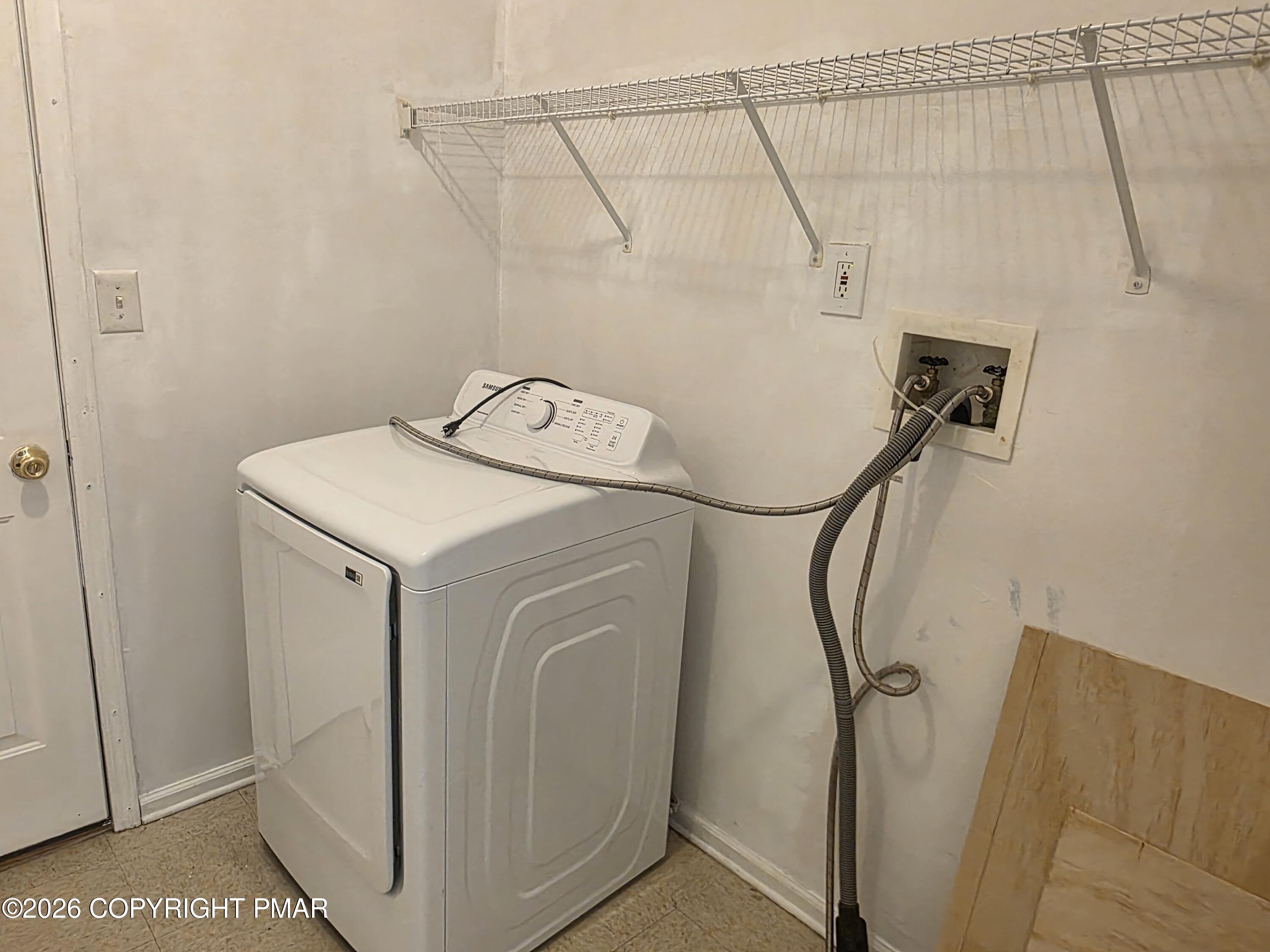 1027 Dorset Drive Property Photo 11