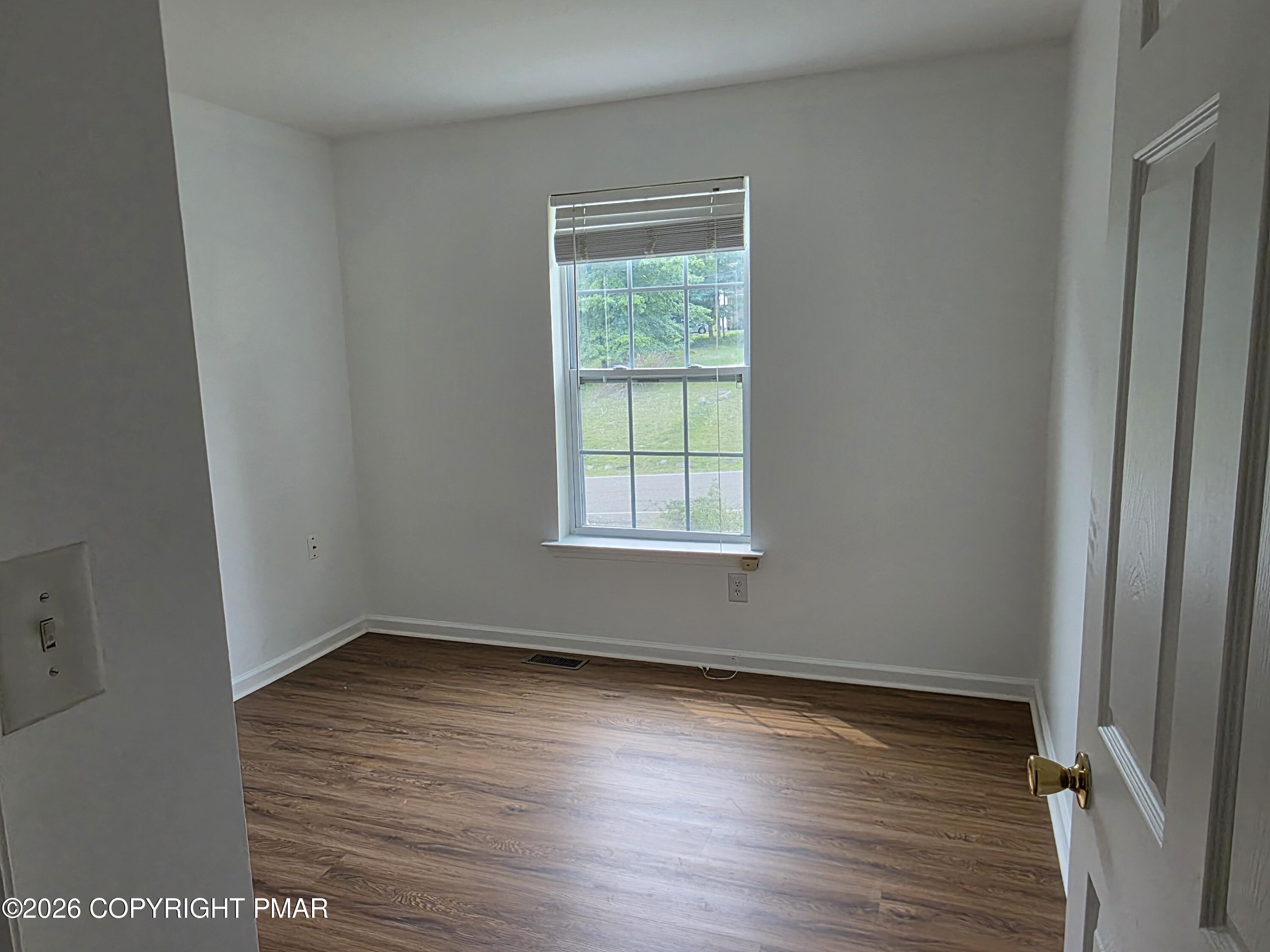 1027 Dorset Drive Property Photo 16