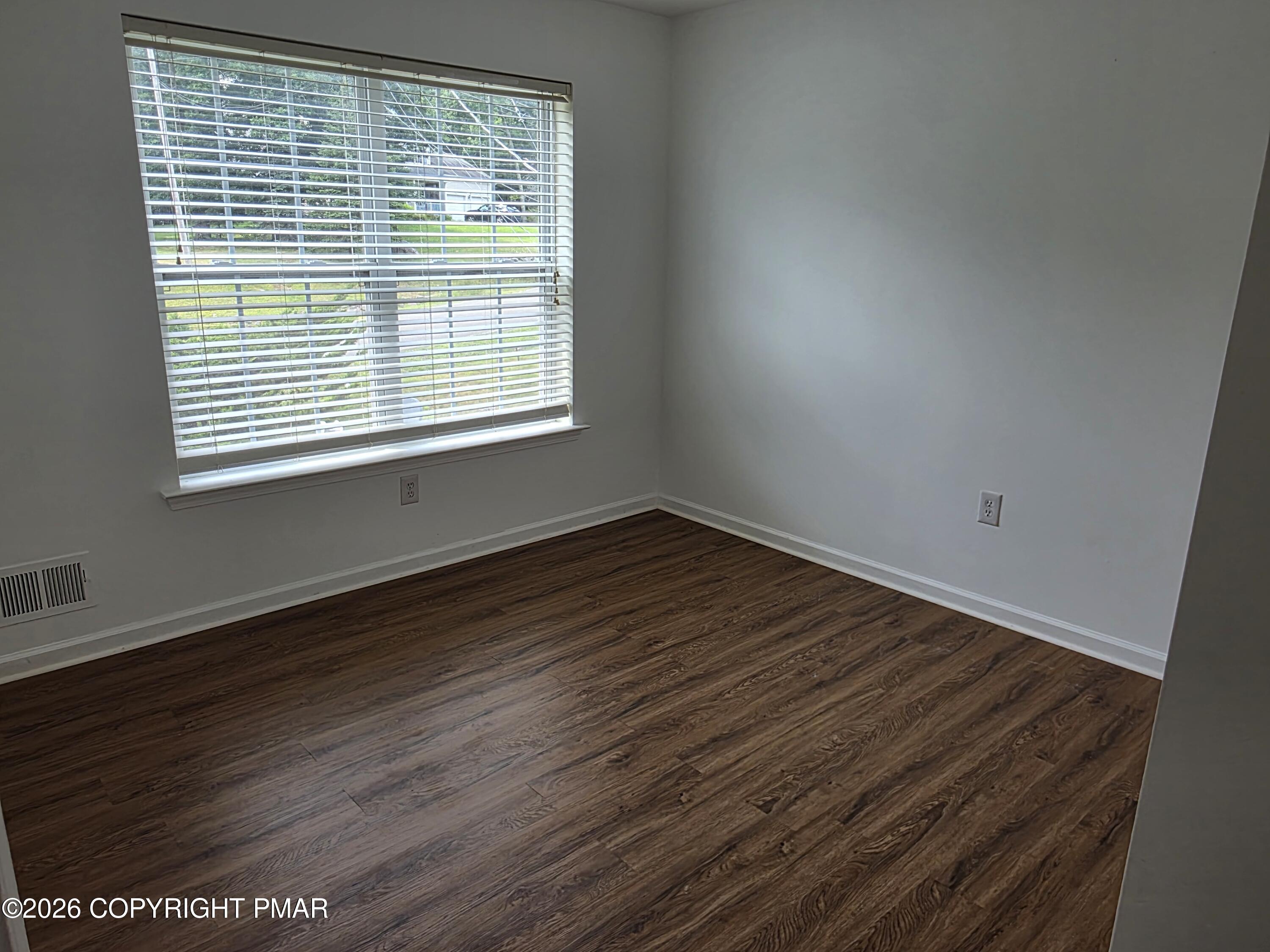 1027 Dorset Drive Property Photo 21