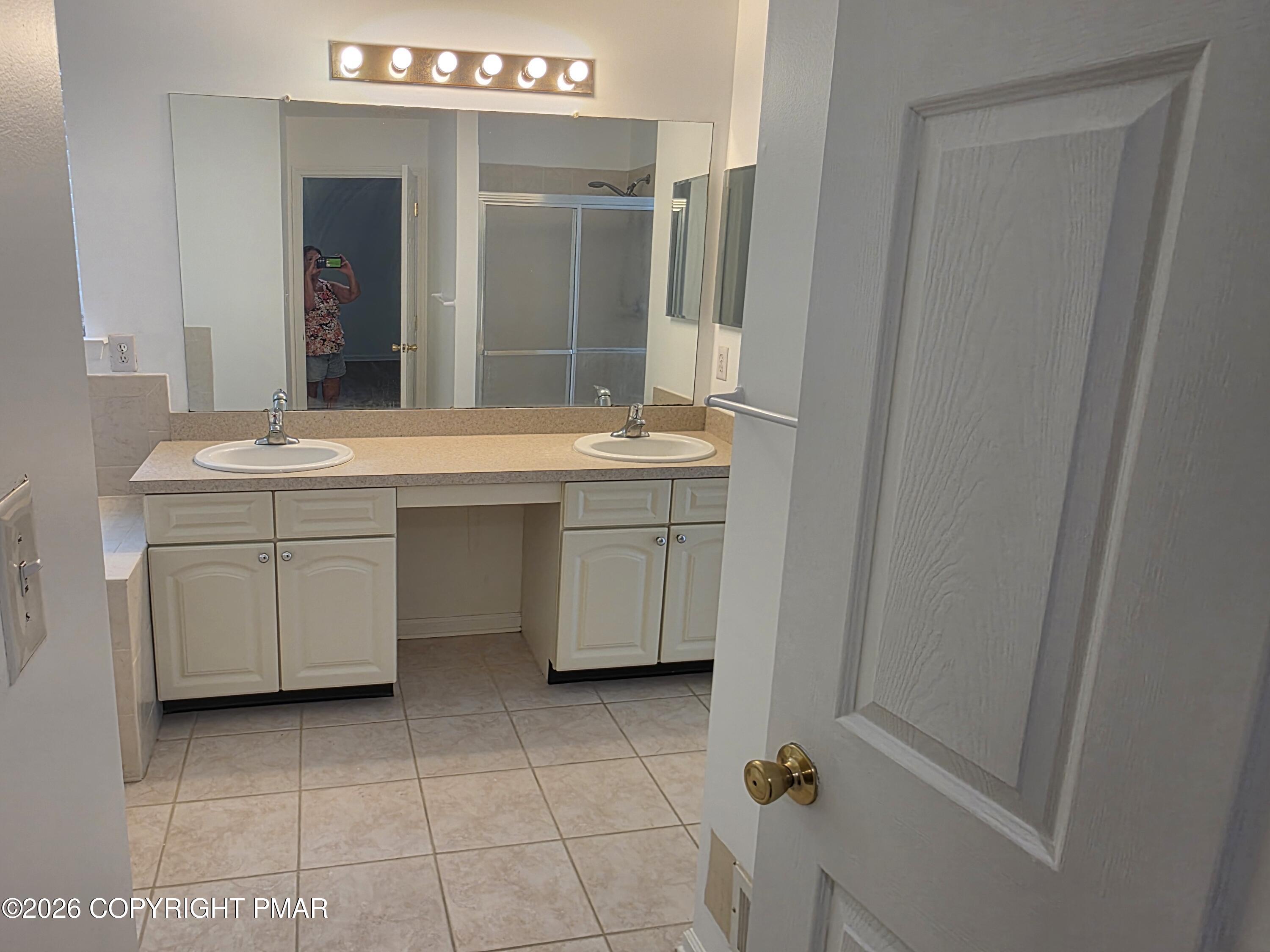 1027 Dorset Drive Property Photo 32