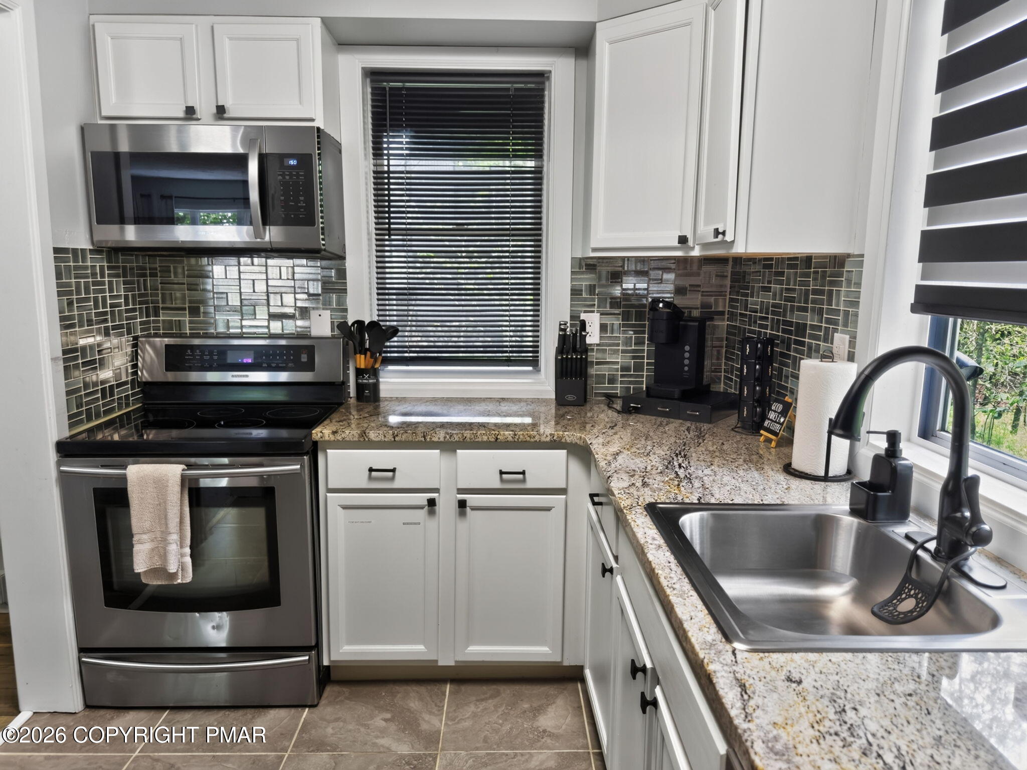 968 Country Place Drive Property Photo 8