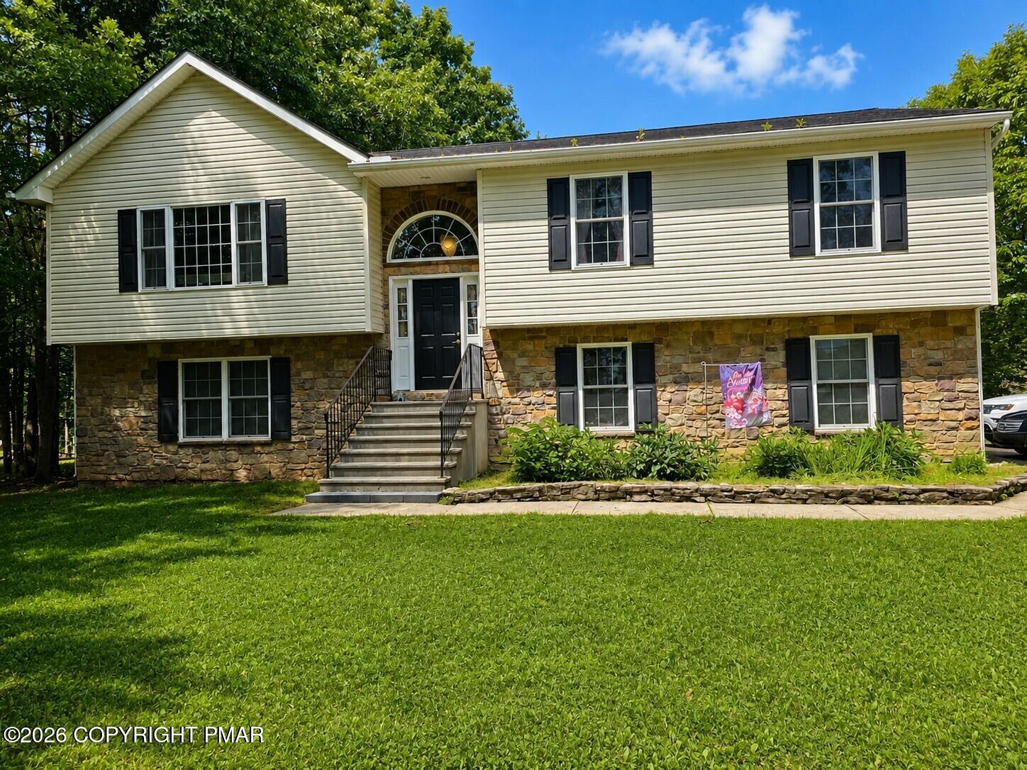 1145 Stagecoach Road W Property Photo 1