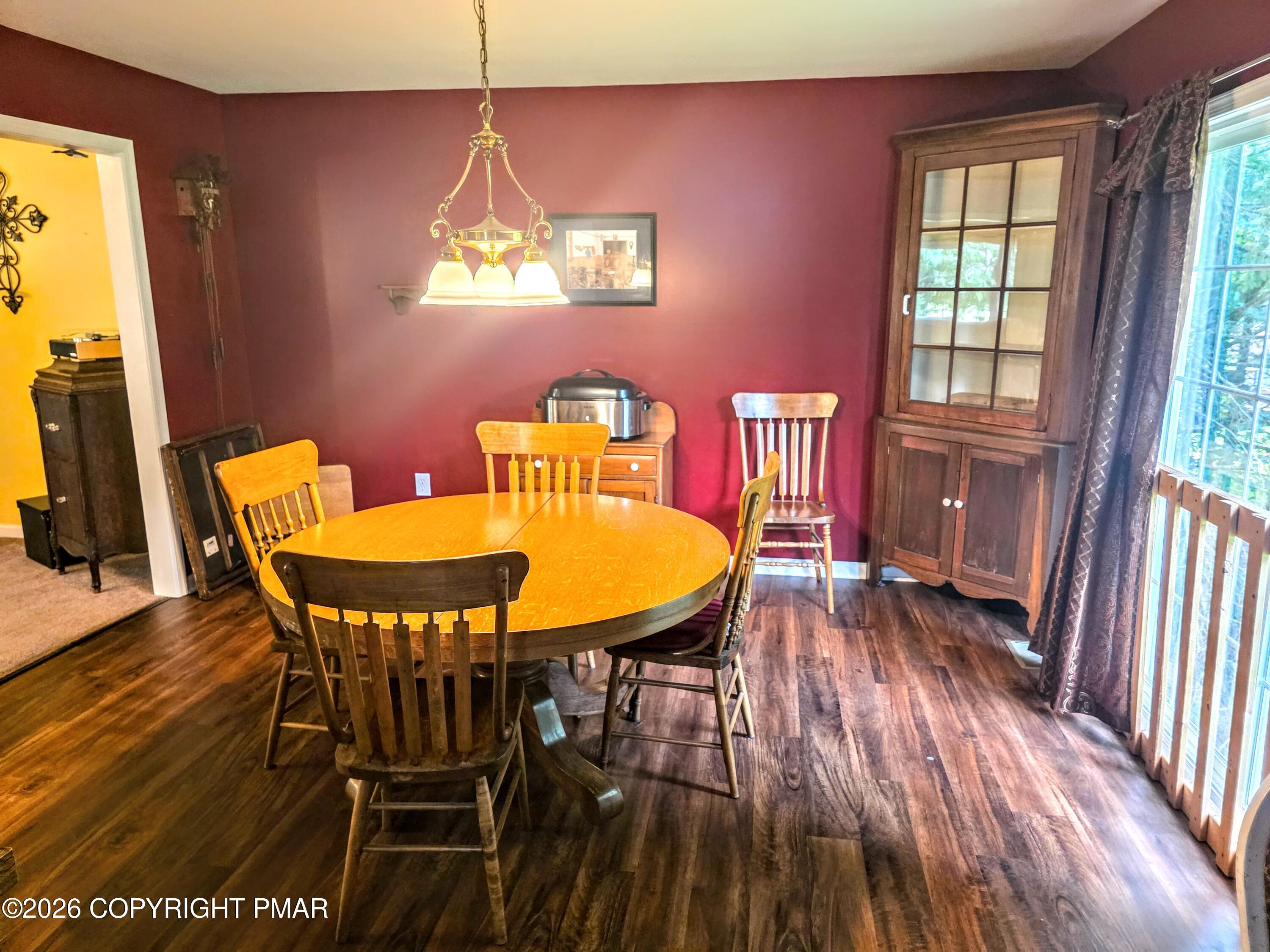 1145 Stagecoach Road W Property Photo 7