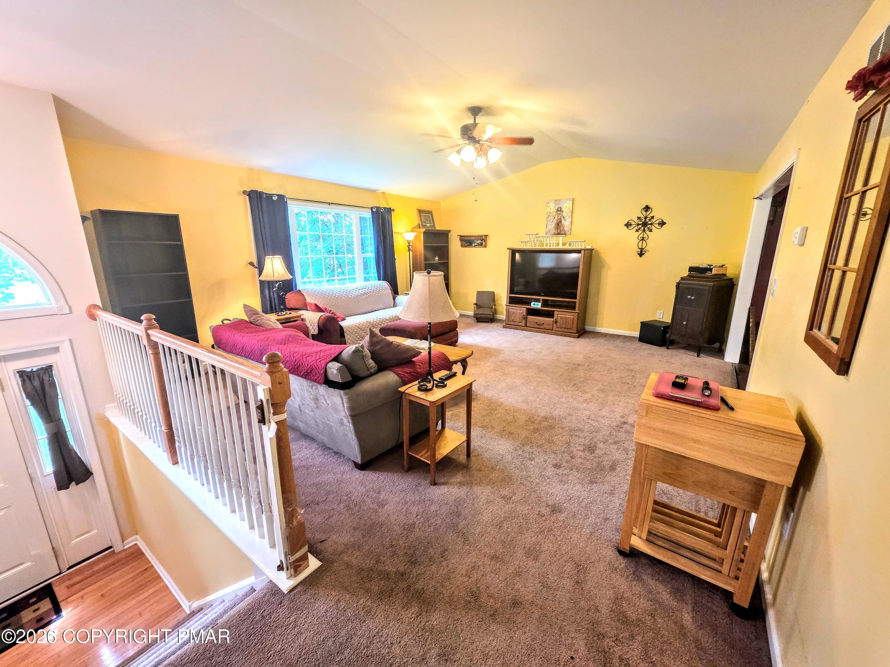 1145 Stagecoach Road W Property Photo 14
