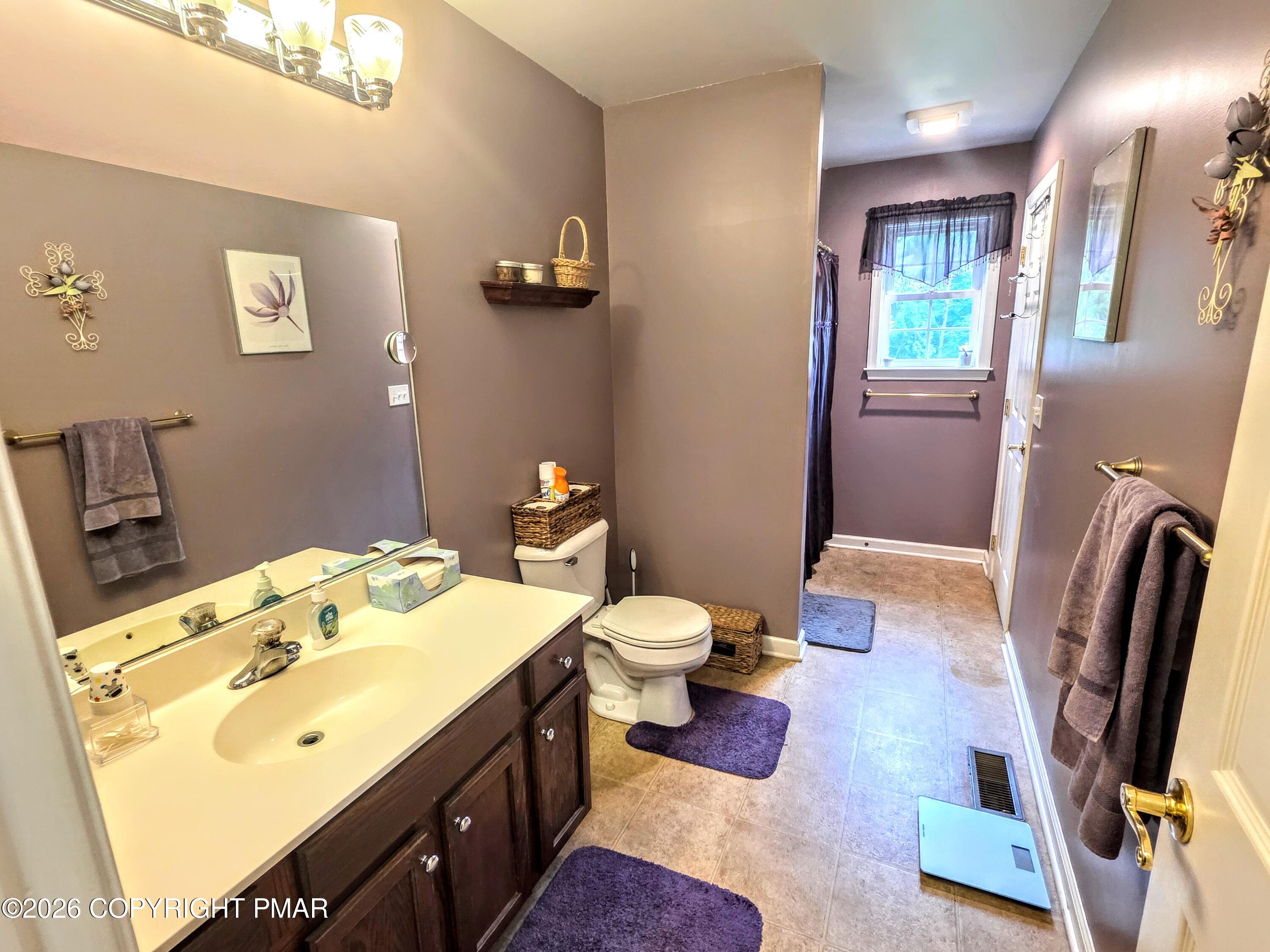 1145 Stagecoach Road W Property Photo 28