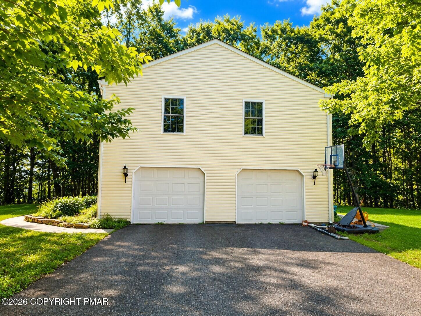 1145 Stagecoach Road W Property Photo 33