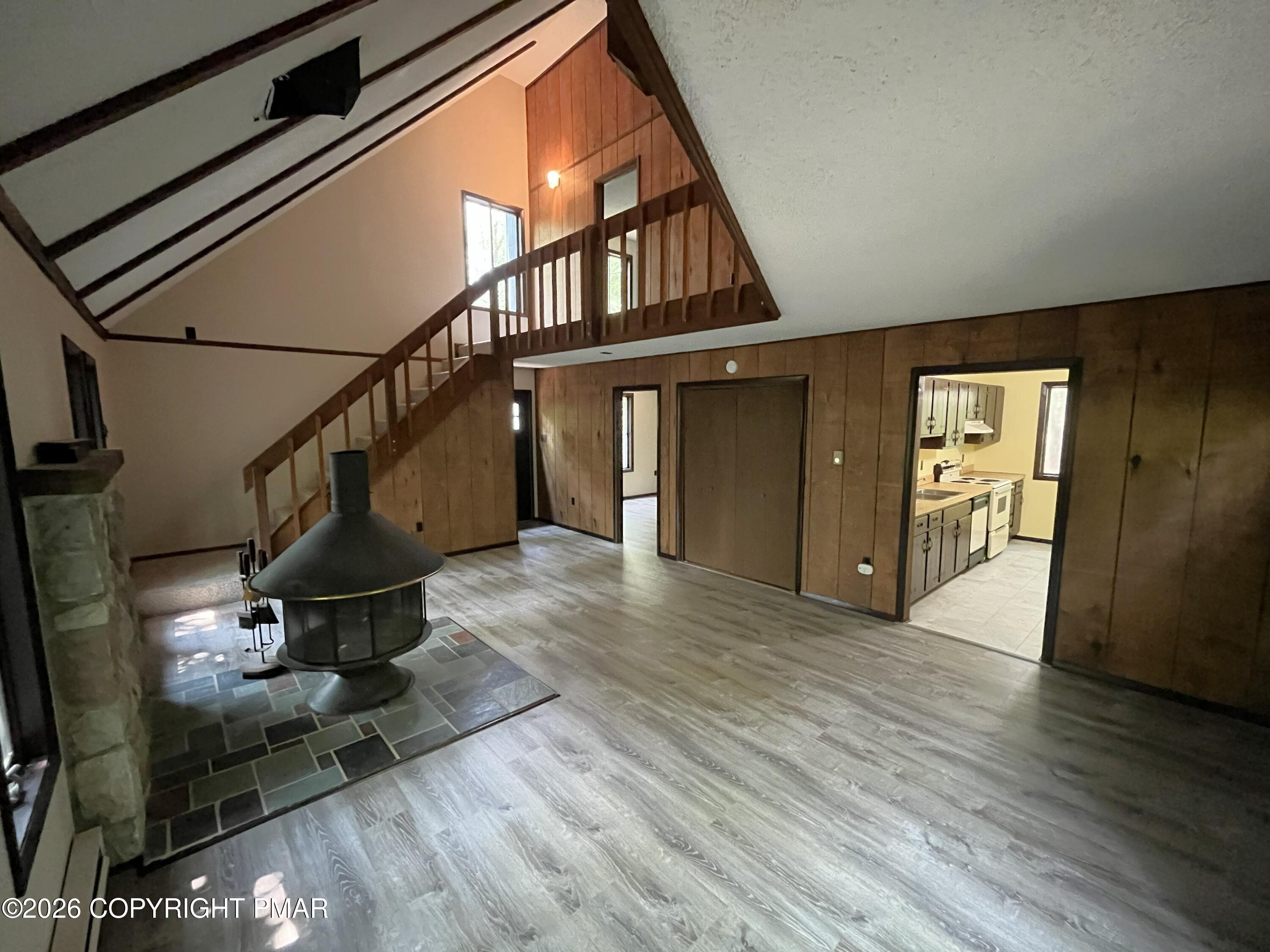 68 Recreation Drive Property Photo 15