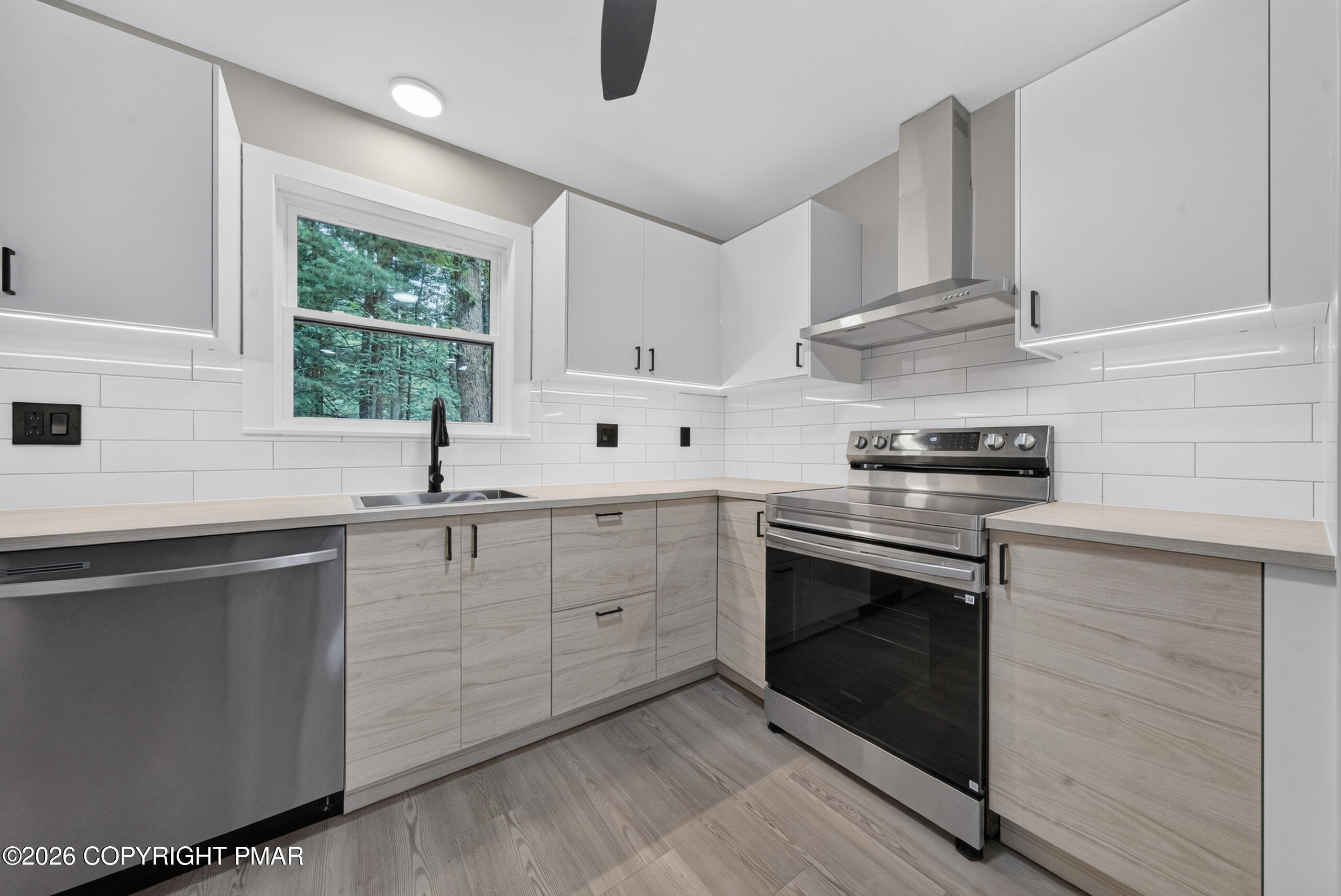 3124 Leisure Drive Property Photo 9