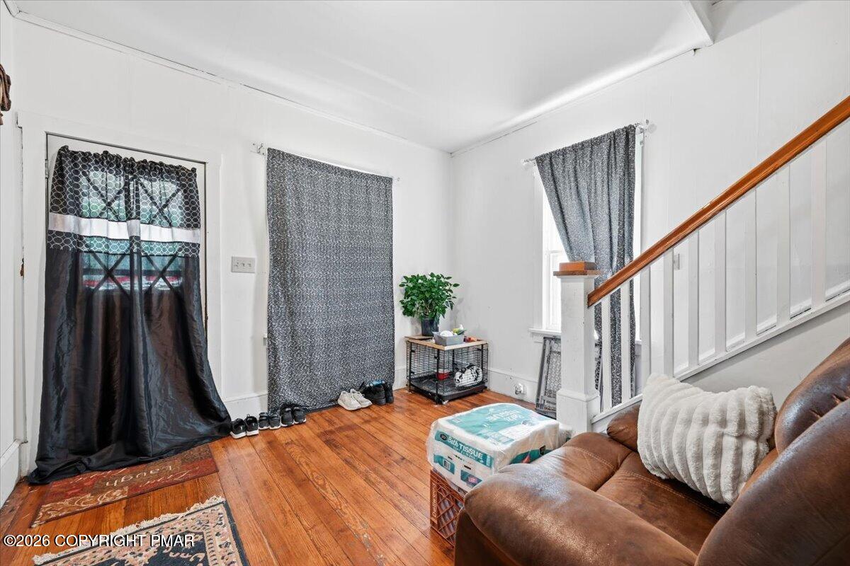 165 Elizabeth Street Property Photo 7