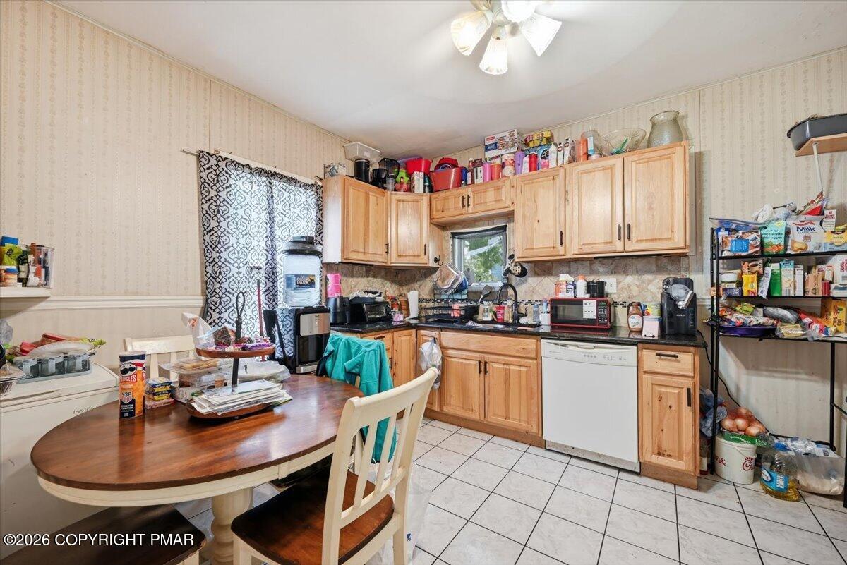 165 Elizabeth Street Property Photo 10