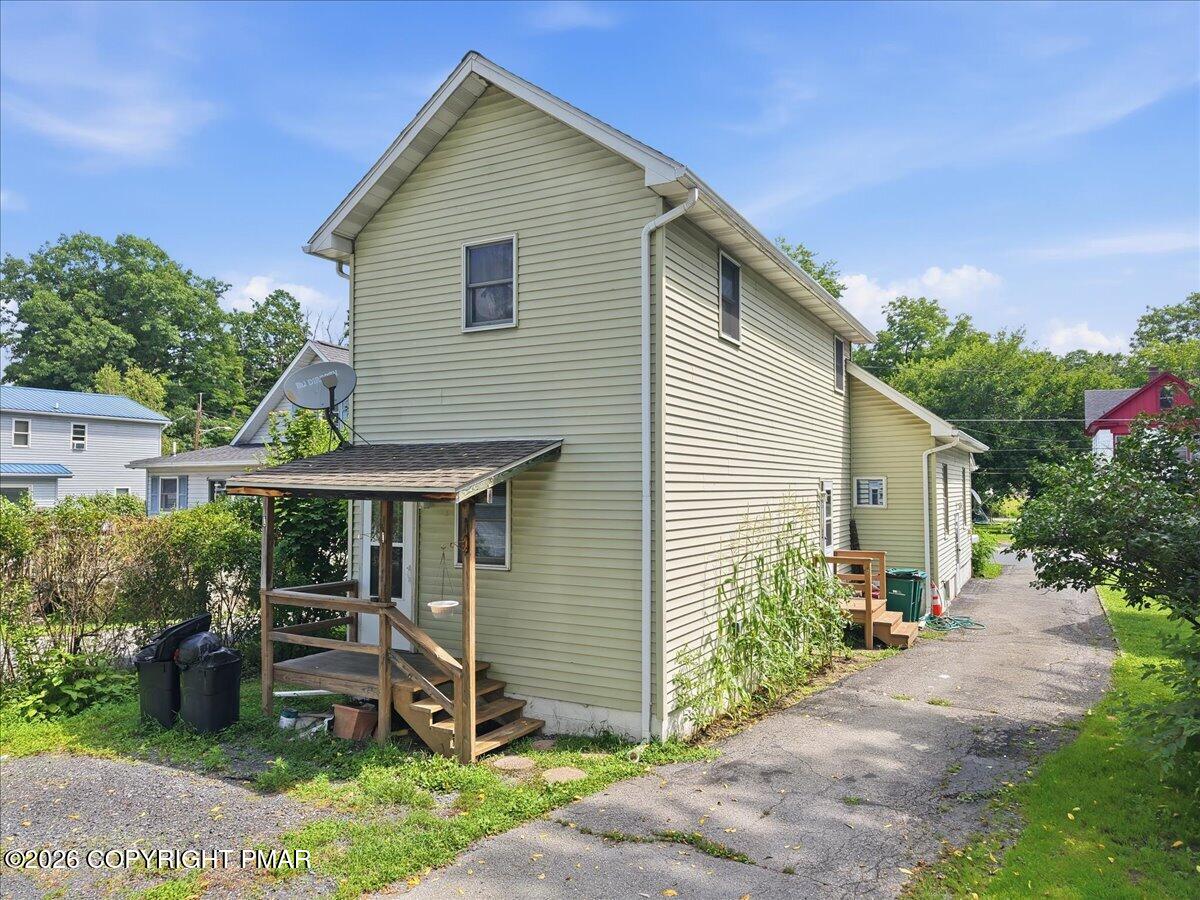 165 Elizabeth Street Property Photo 40