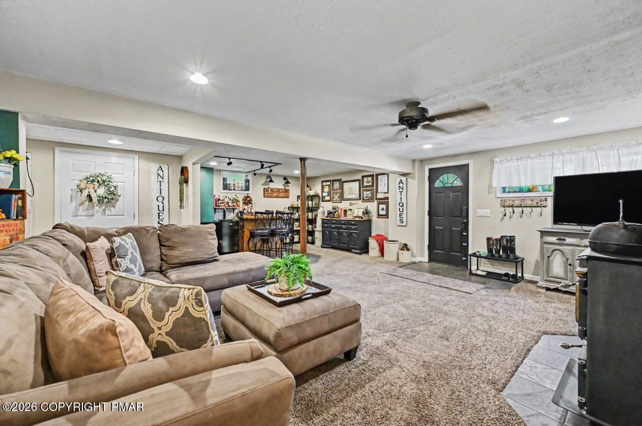 206 Lancelot Drive Property Photo 35
