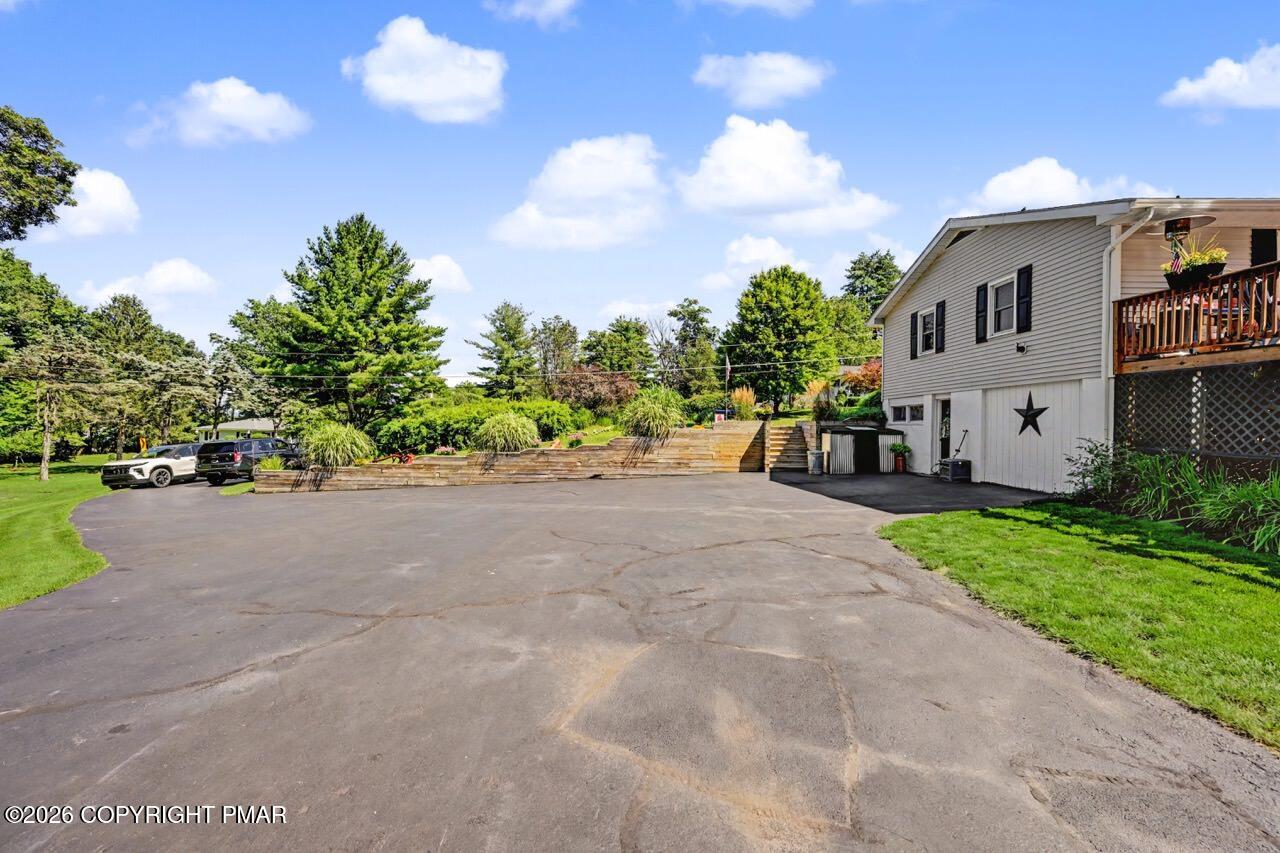 206 Lancelot Drive Property Photo 60