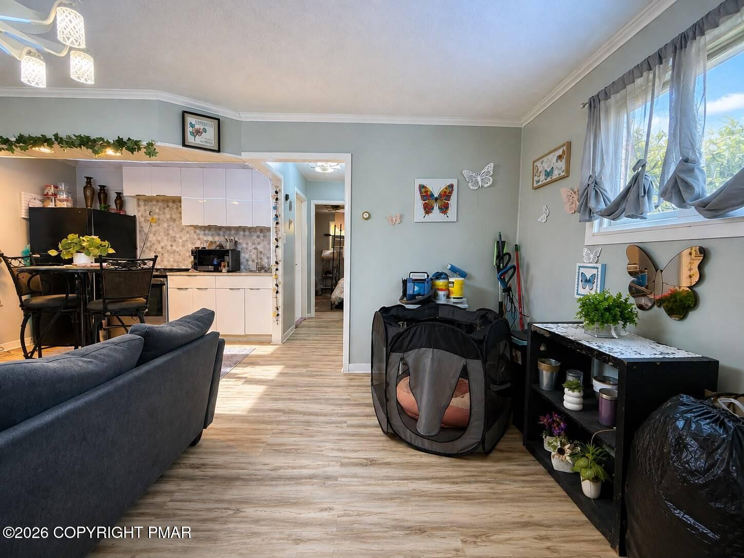 331 W Water Street Property Photo 6