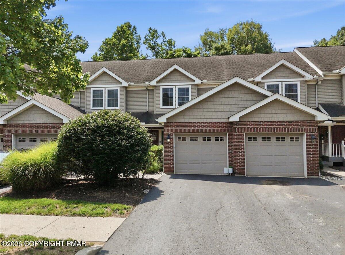 7 Oak Leaf Lane Property Photo 3