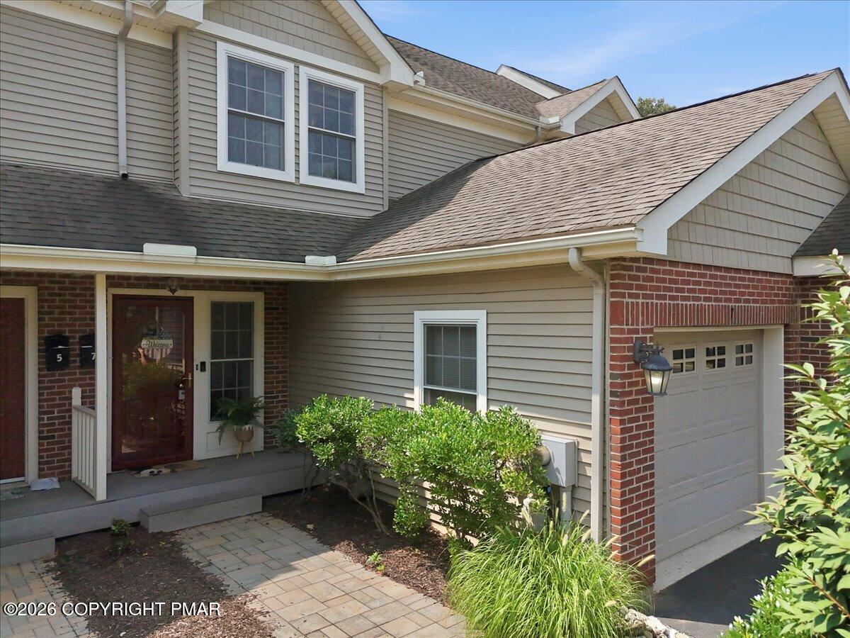 7 Oak Leaf Lane Property Photo 8