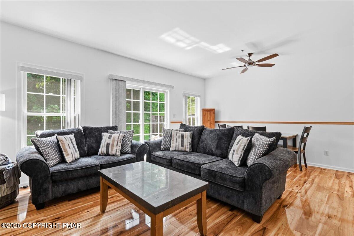 7 Oak Leaf Lane Property Photo 13