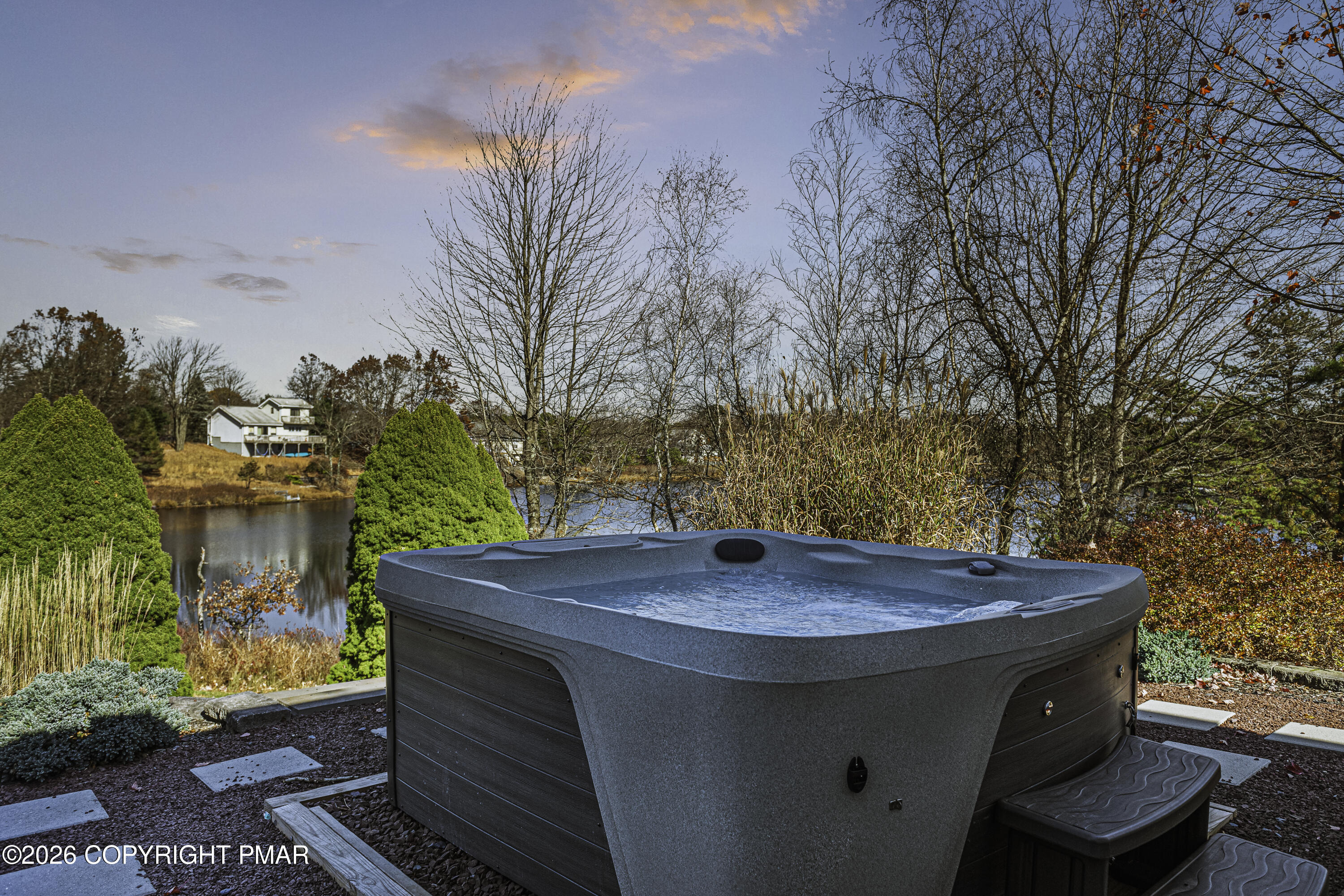 125 English Ivy Court Property Photo 5