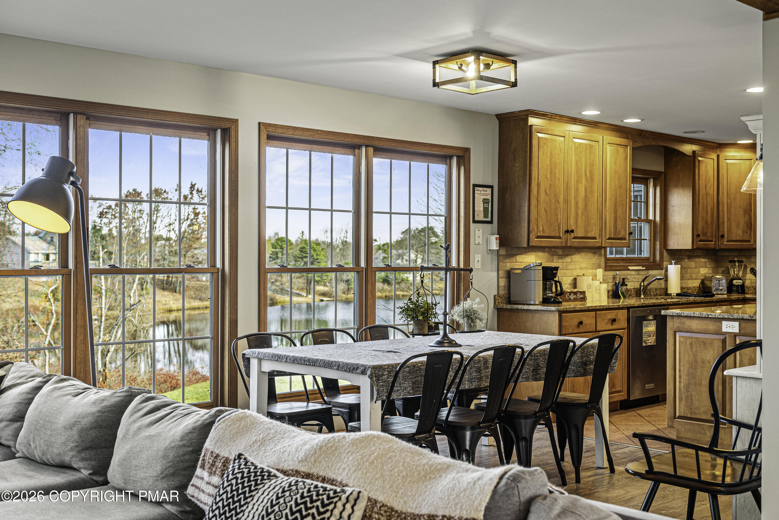 125 English Ivy Court Property Photo 6
