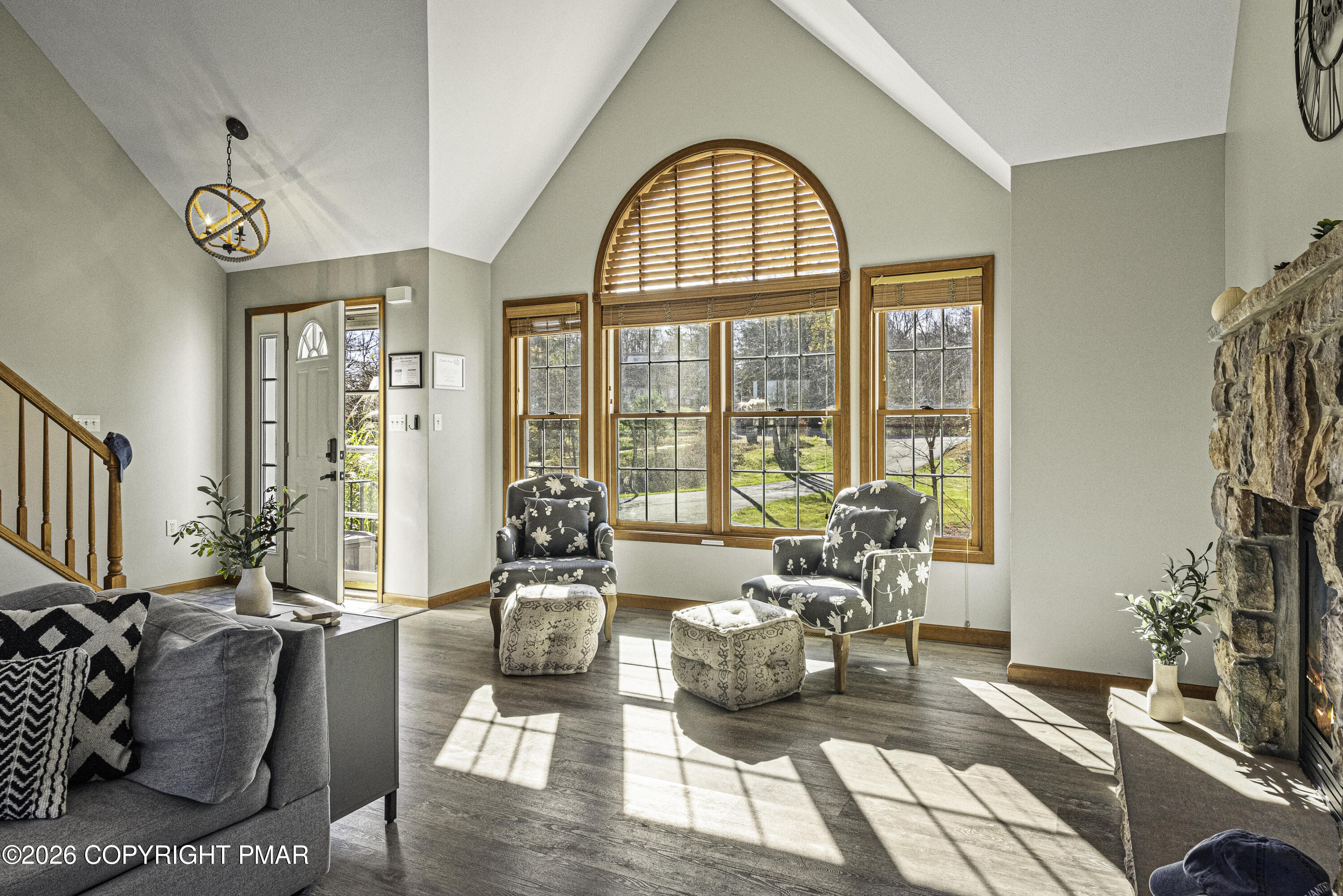 125 English Ivy Court Property Photo 10