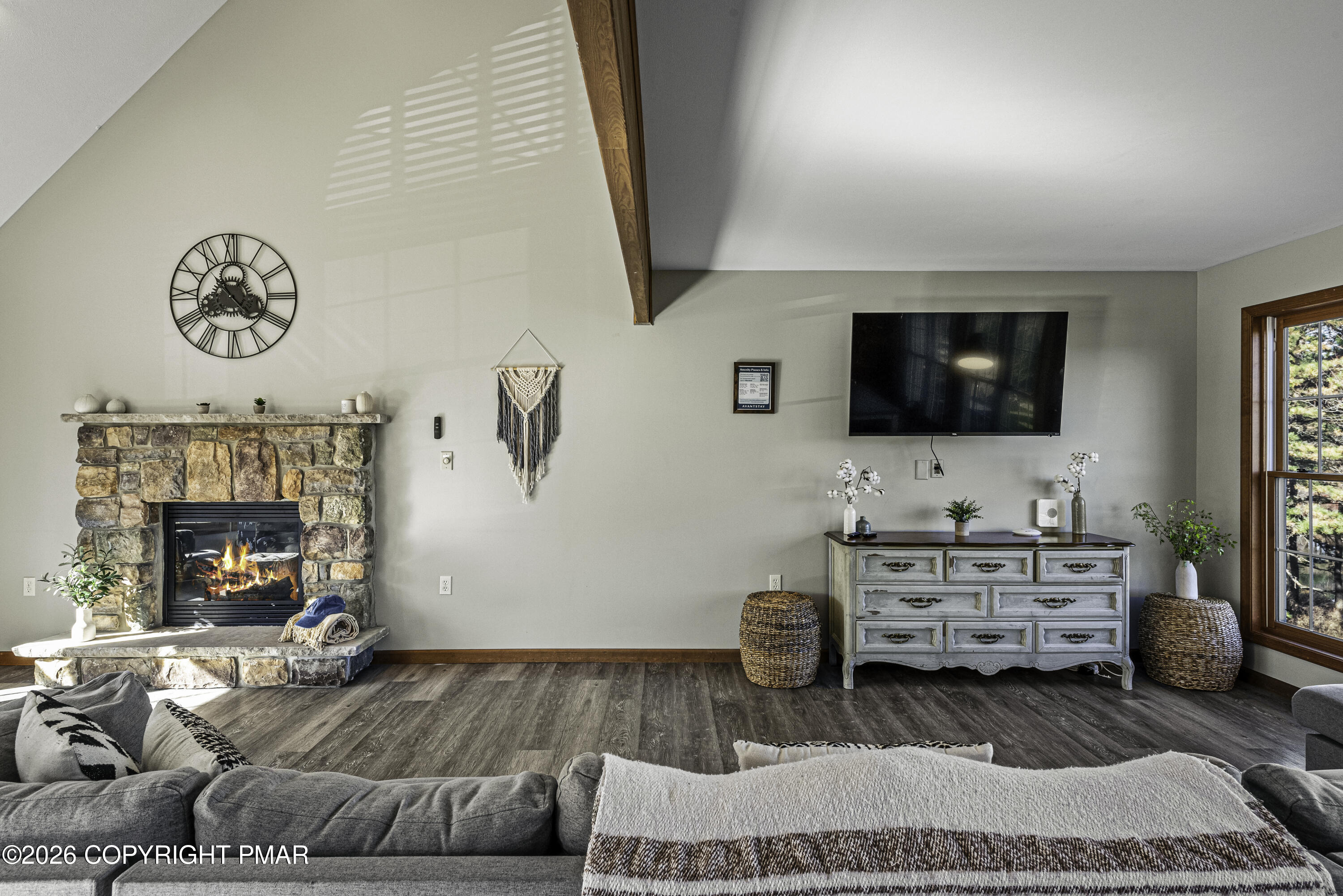 125 English Ivy Court Property Photo 12